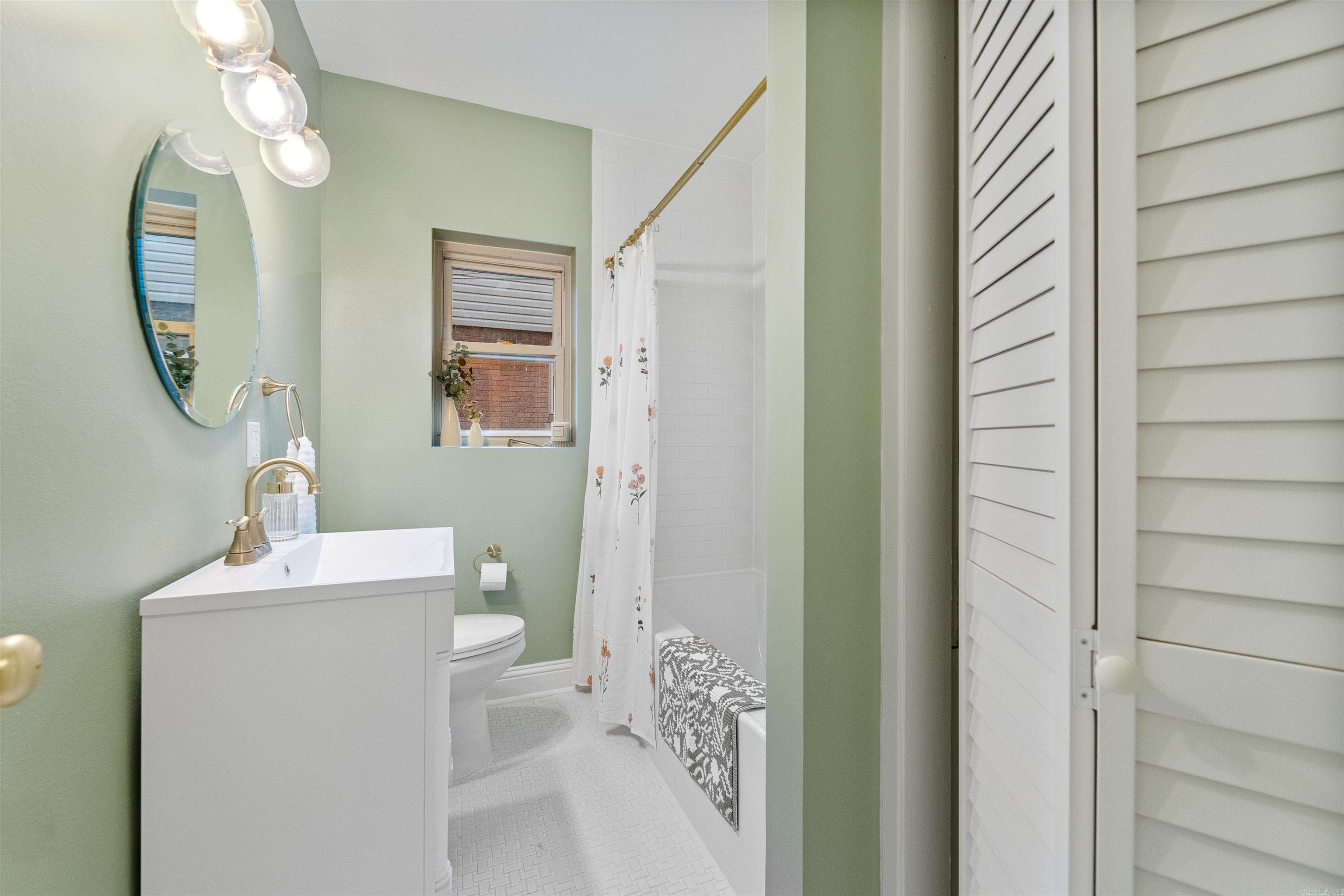 1607 Grove Hill  North Little Rock, AR