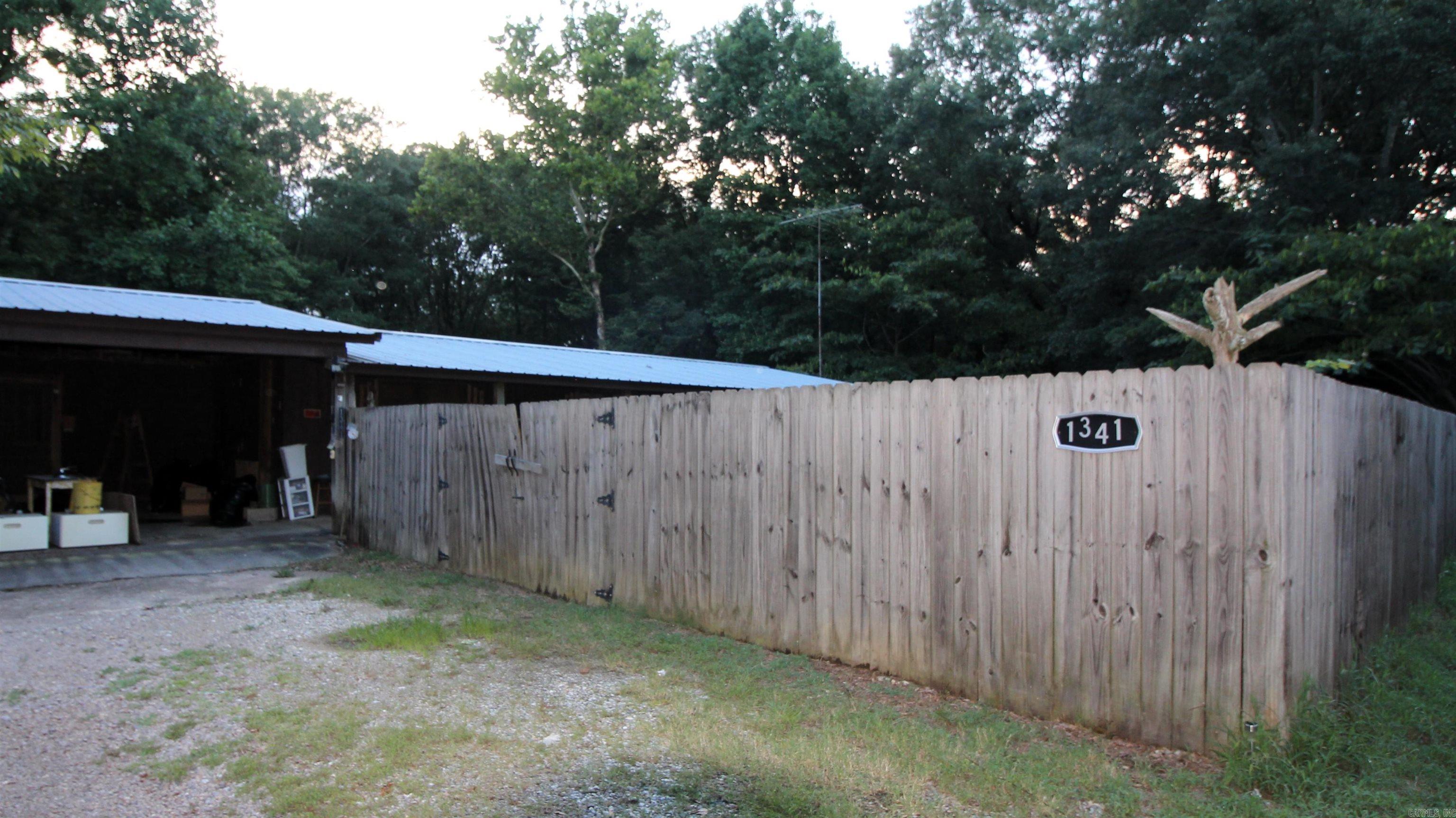 1341 Mountain View Rd  Glenwood, AR