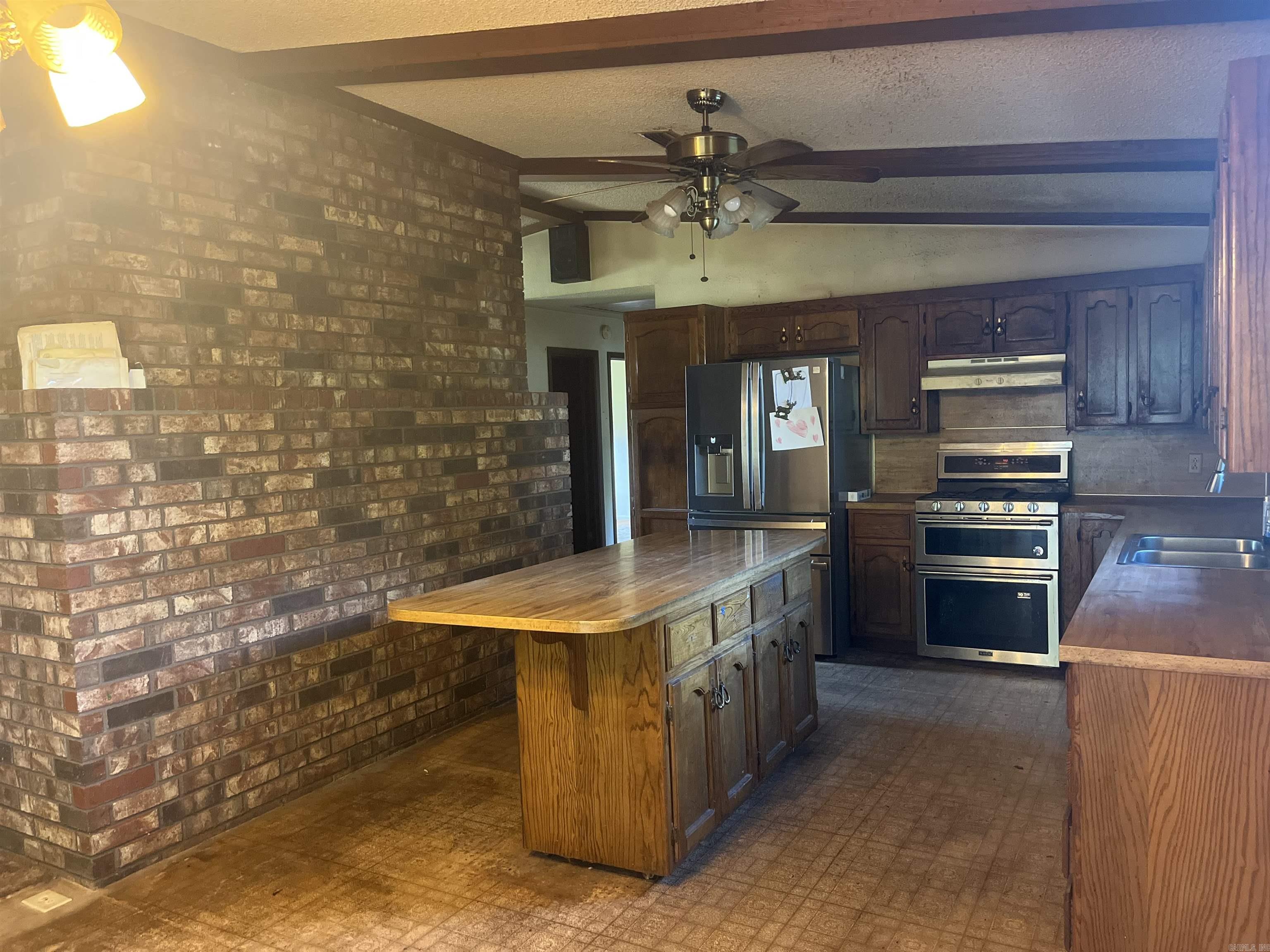 38631 Highway 67  Donaldson, AR