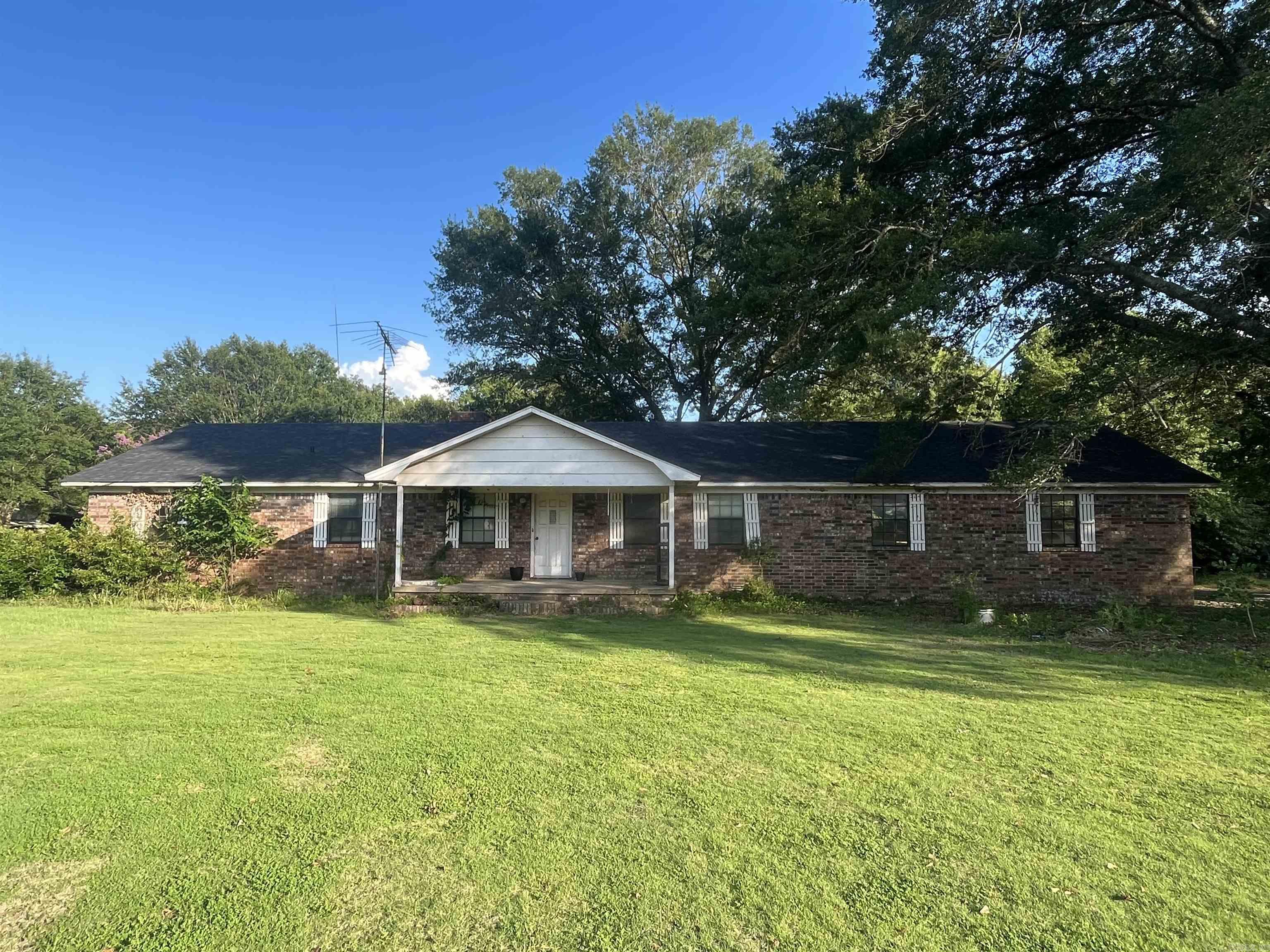 38631 Highway 67  Donaldson, AR
