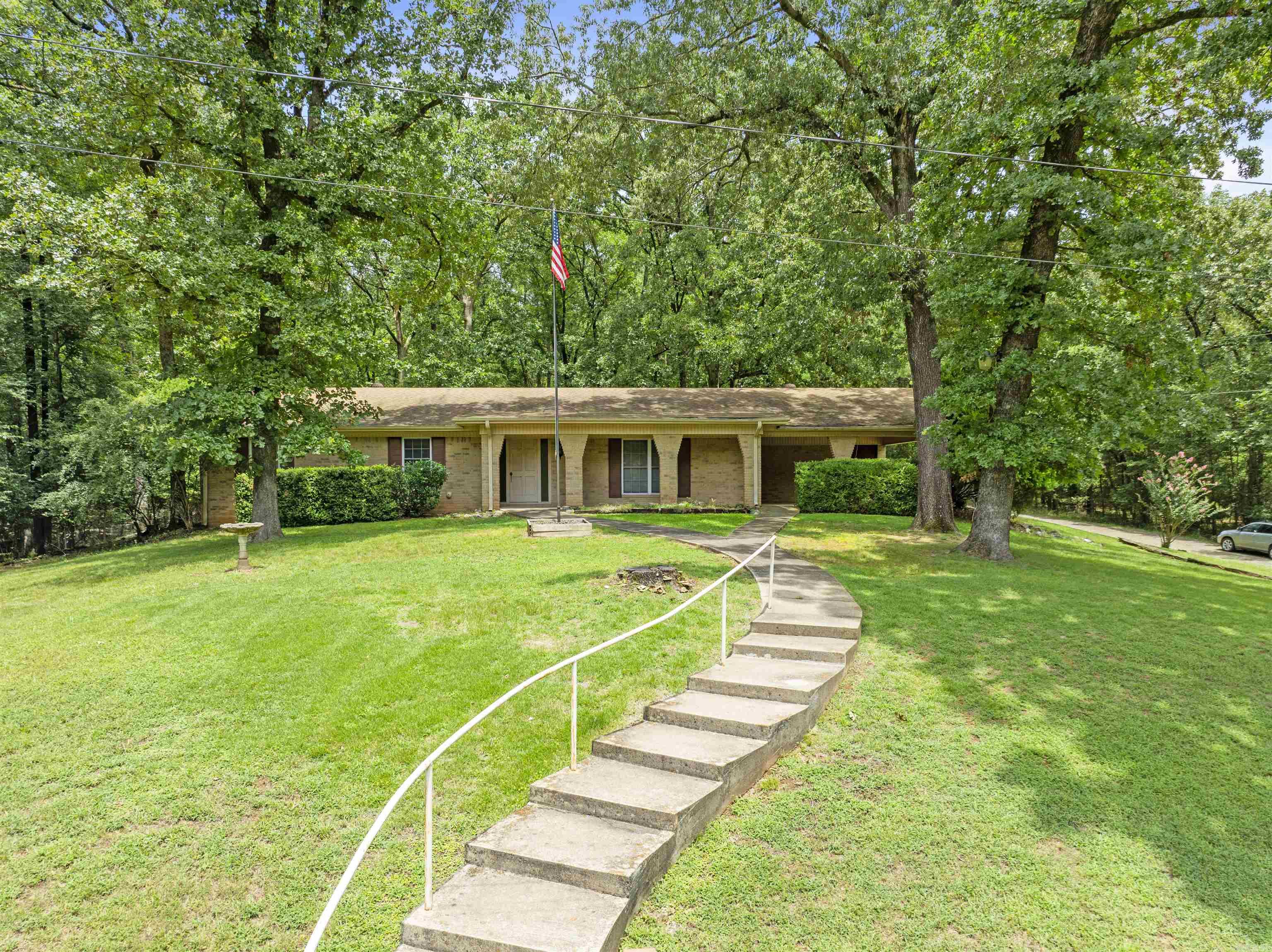 299 Bonnie Brae  Hot Springs, AR