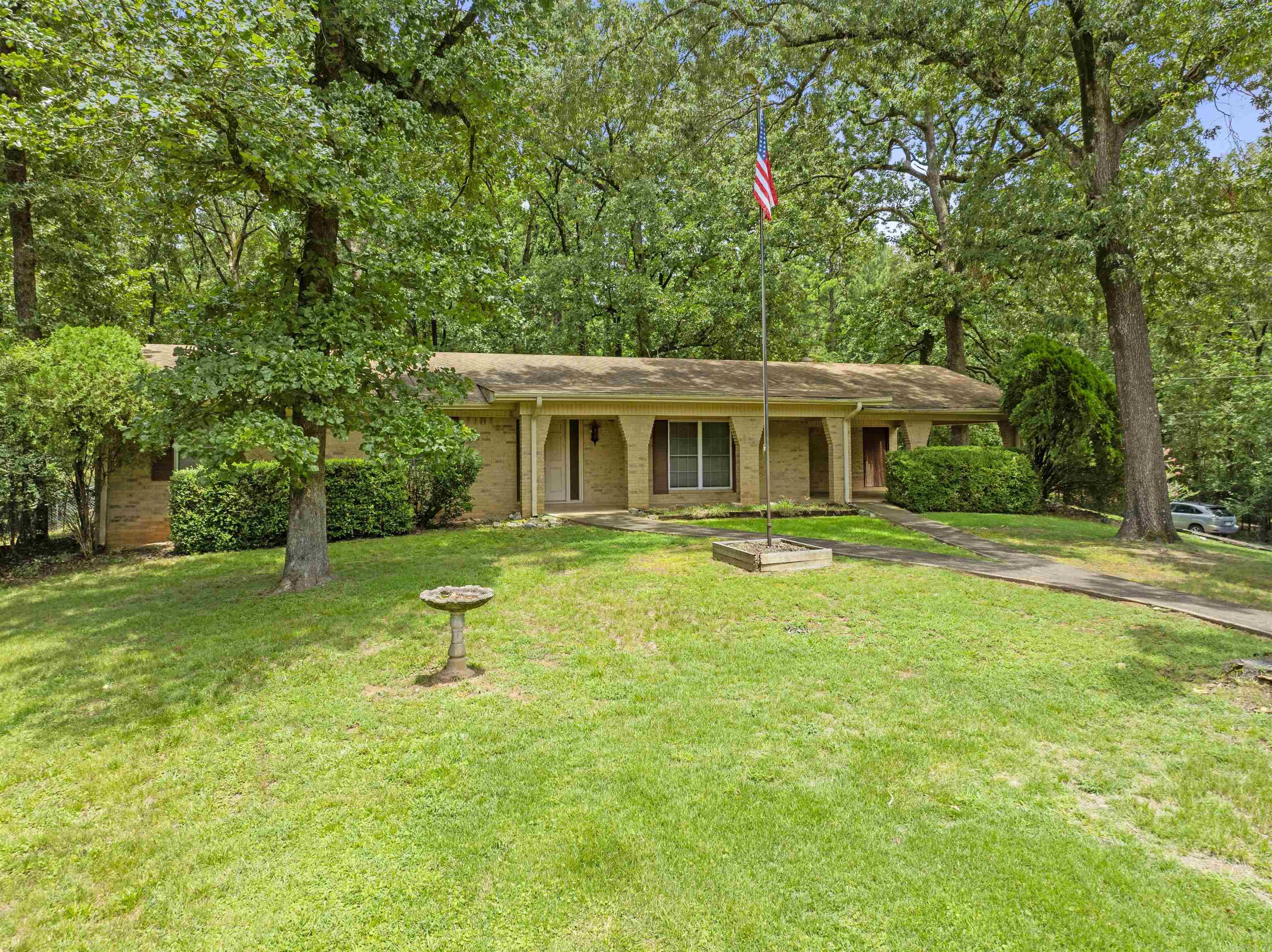 299 Bonnie Brae  Hot Springs, AR