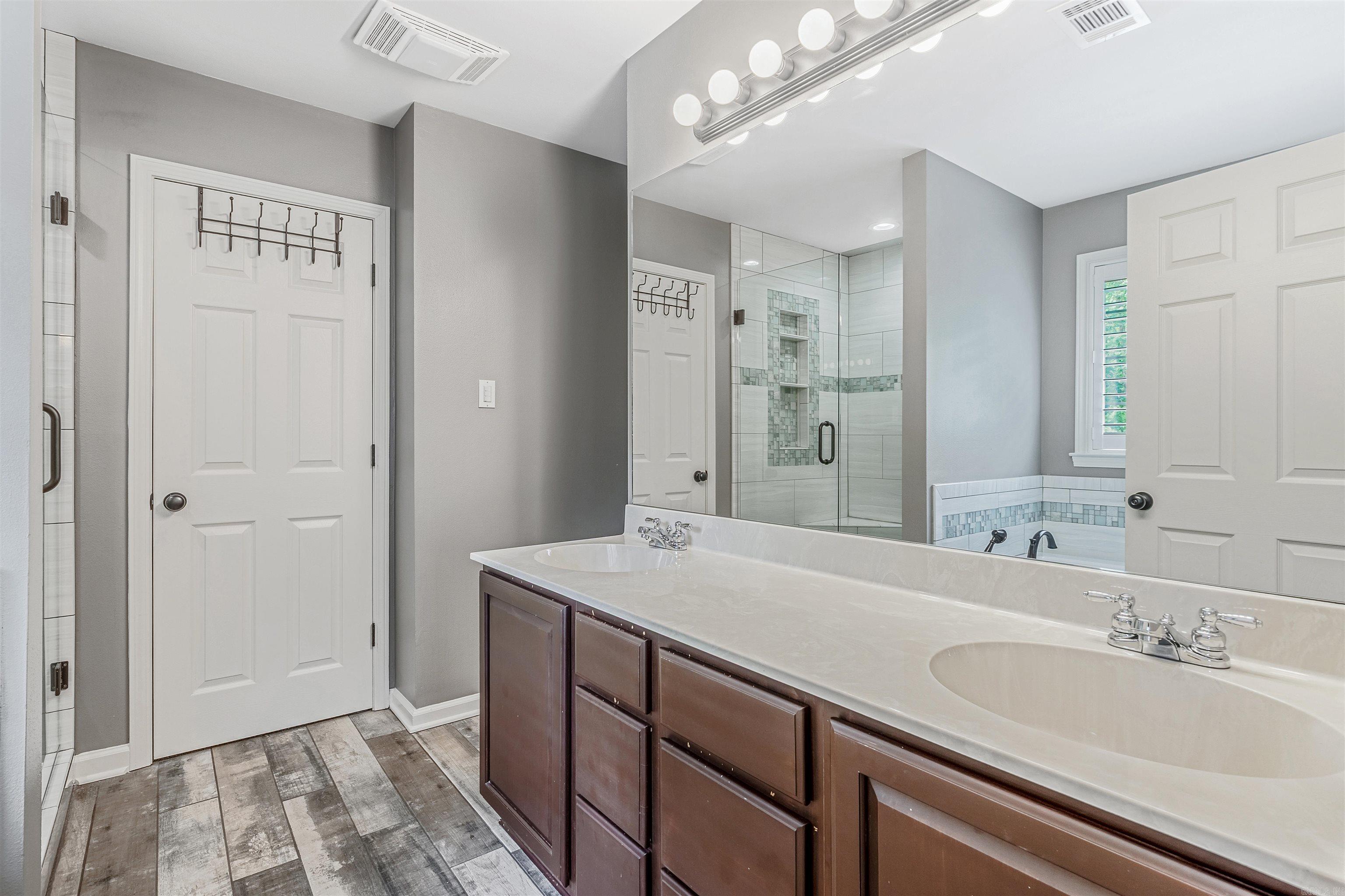 4227 Millbrook Dr  Bryant, AR