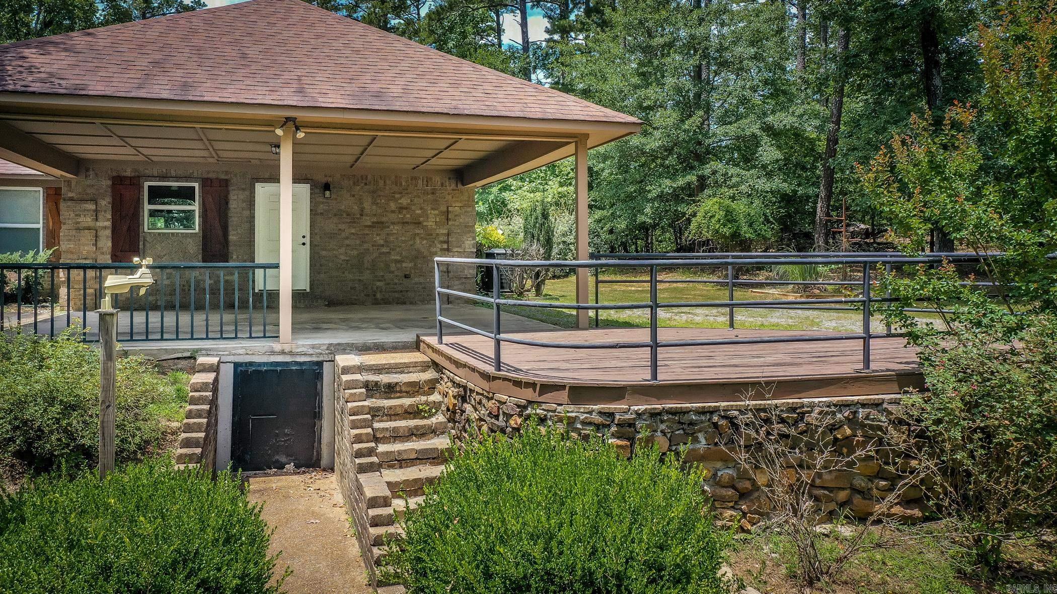 100 Traway  Edgemont, AR