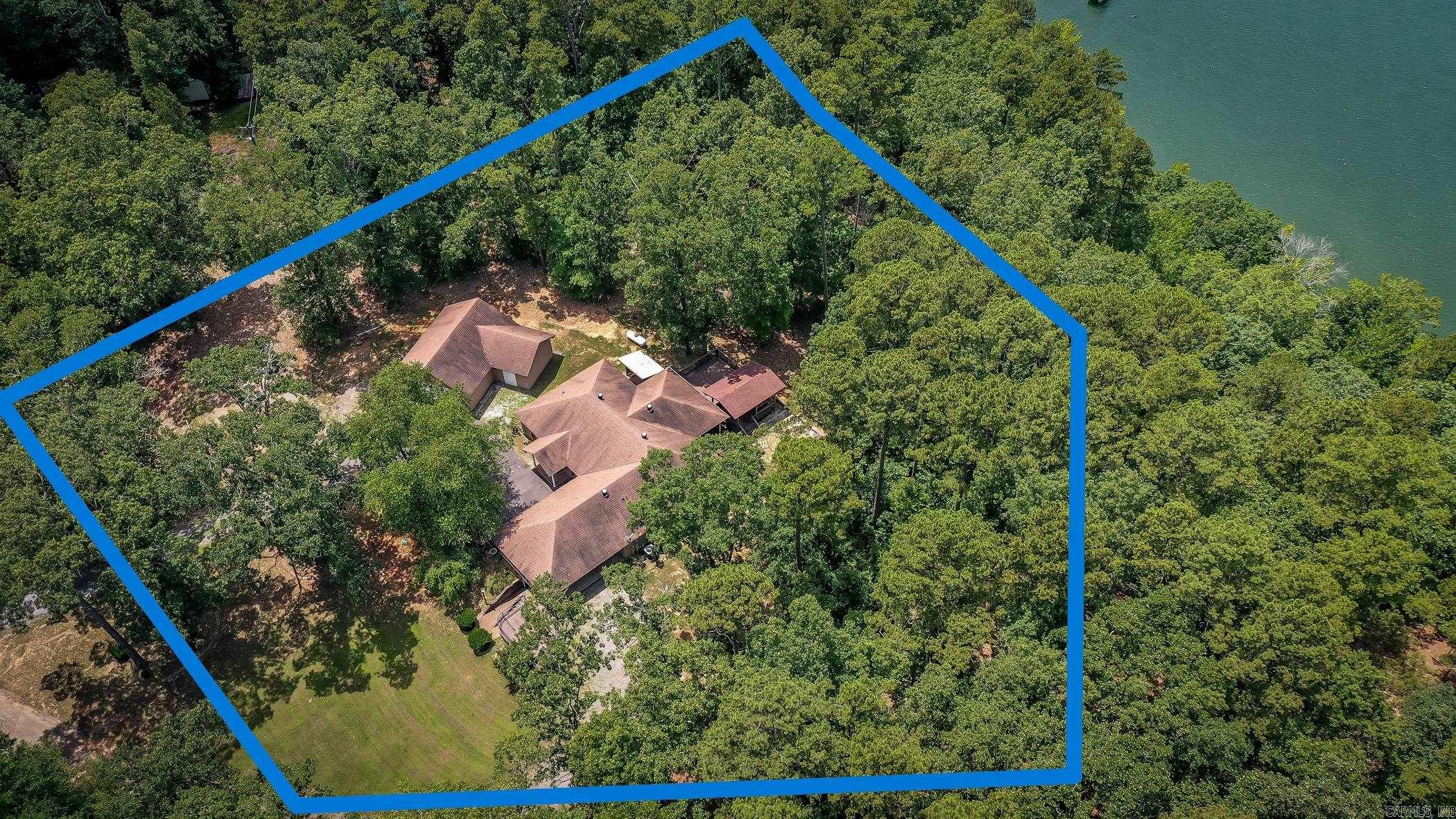 100 Traway  Edgemont, AR
