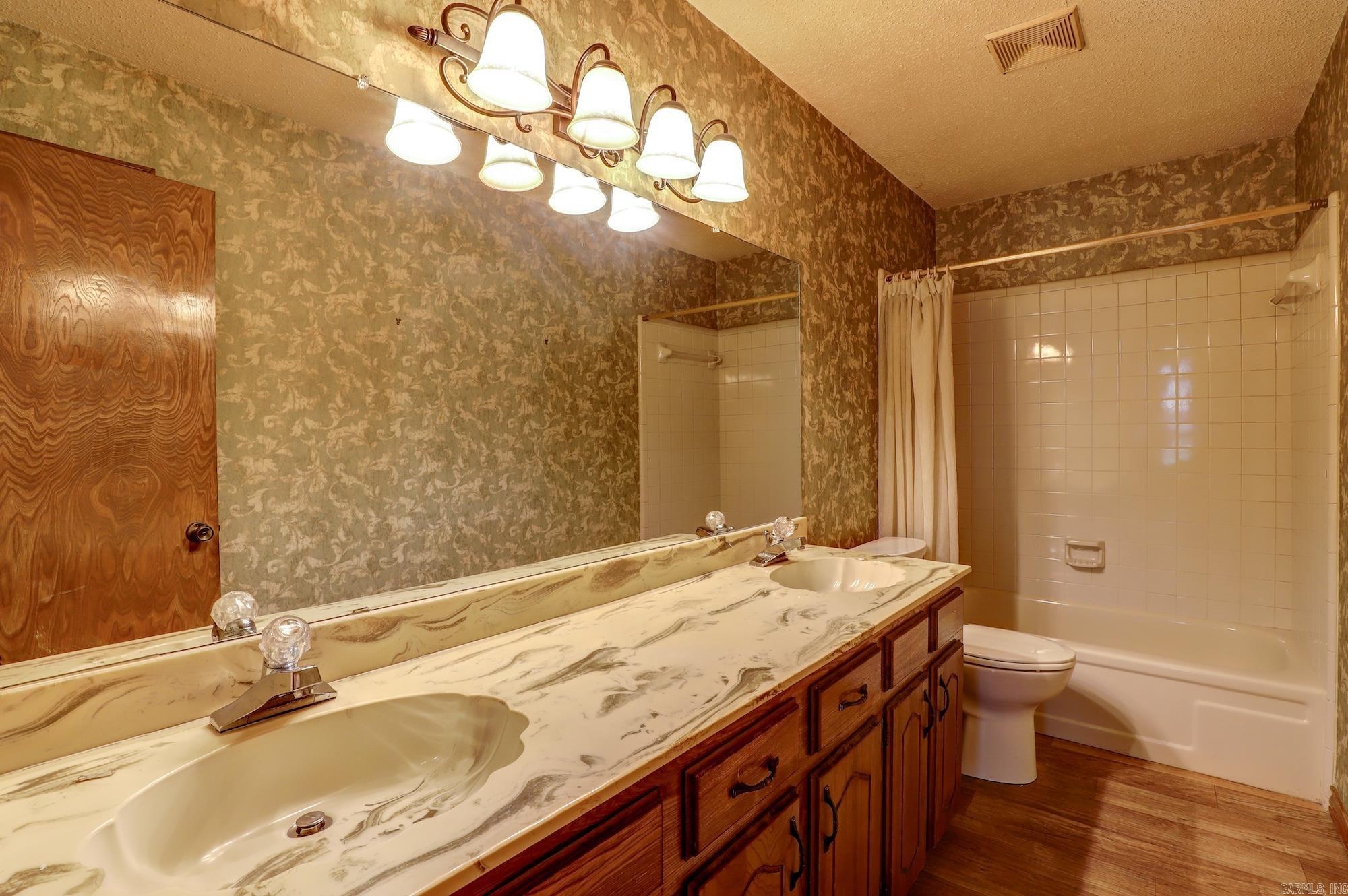3526 Richwood Place  Texarkana, TX
