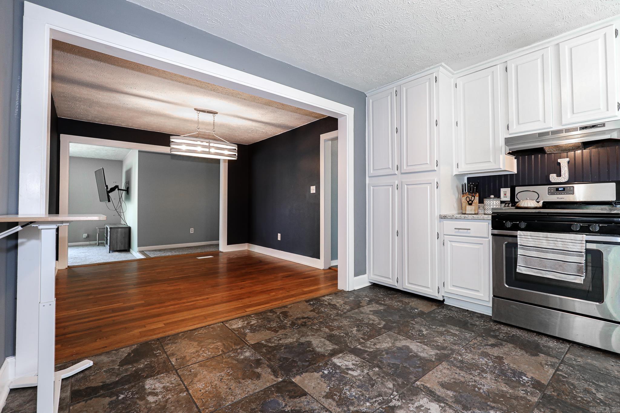 811 HESTER  Benton, AR