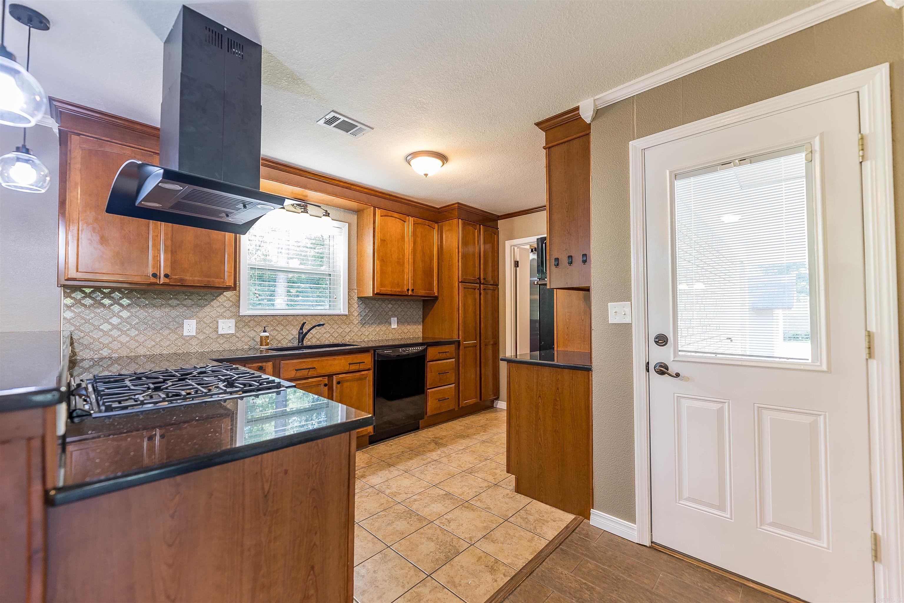 2666 Warren  Camden, AR