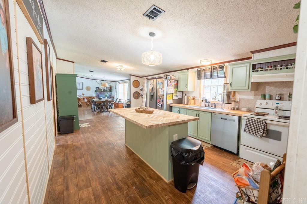137 Reid Rd  Rose Bud, AR