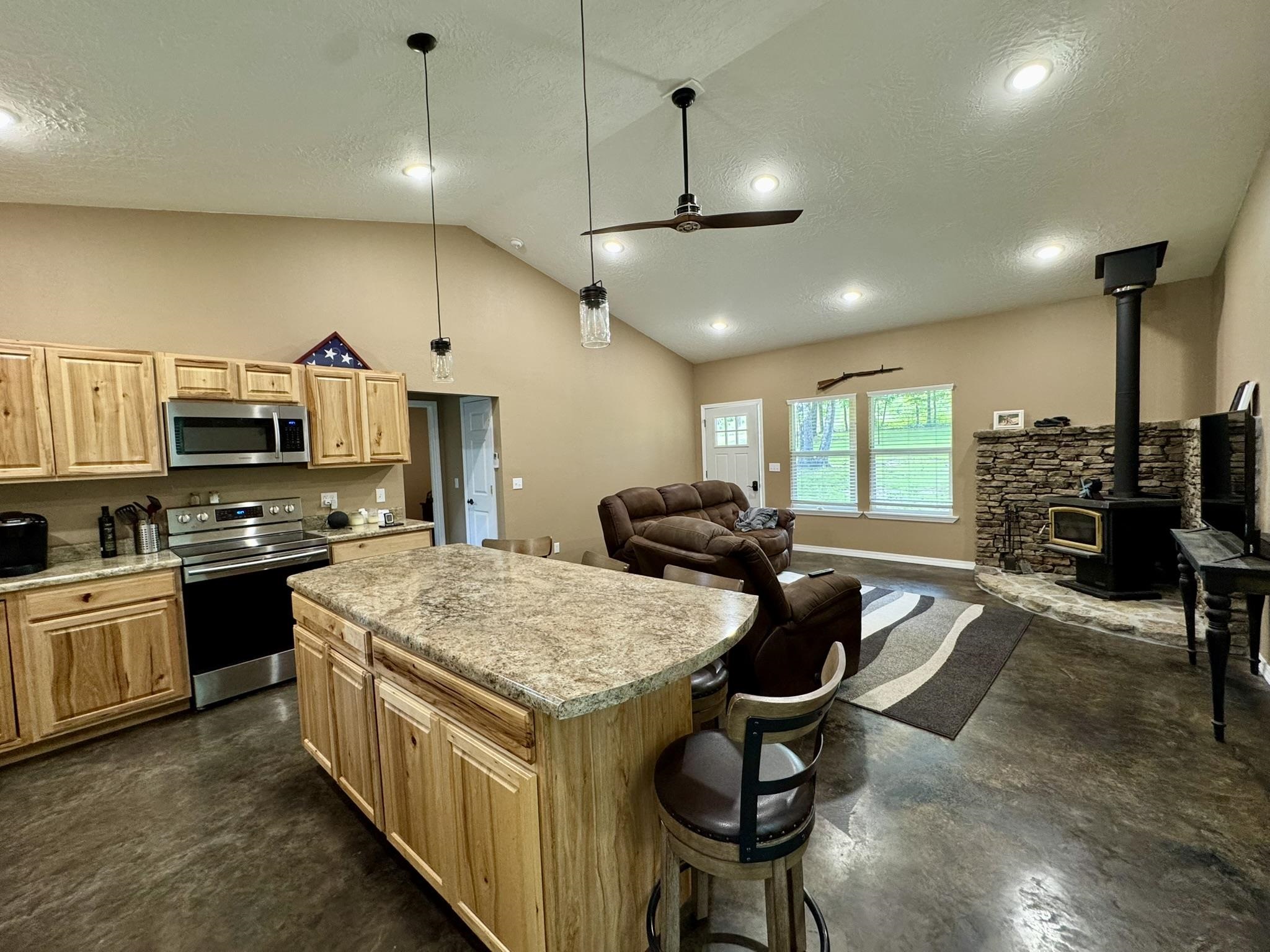 1120 Rodney Cutoff Road  Dolph, AR