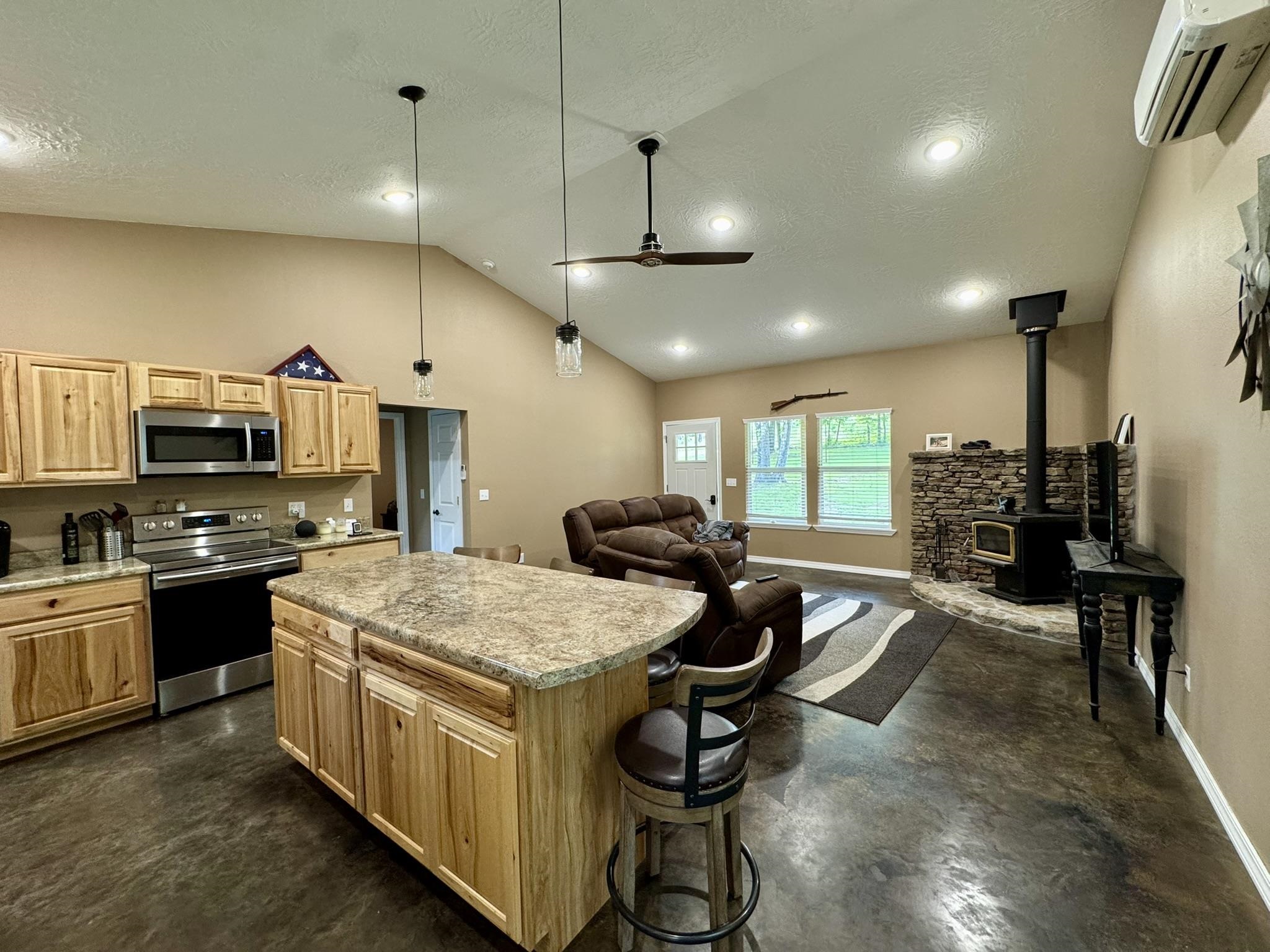 1120 Rodney Cutoff Road  Dolph, AR