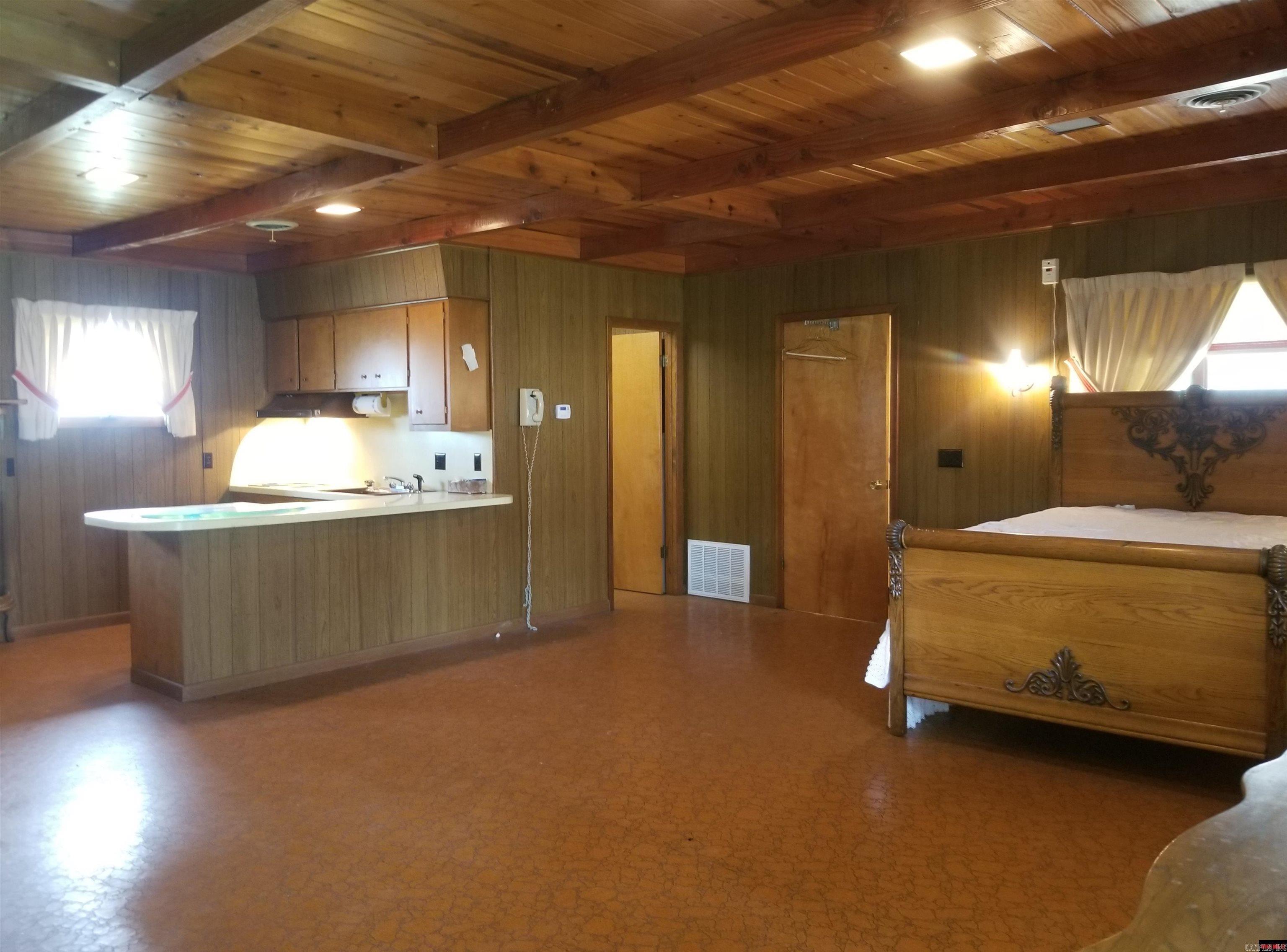 610 E 2nd Street  Mountain Home, AR