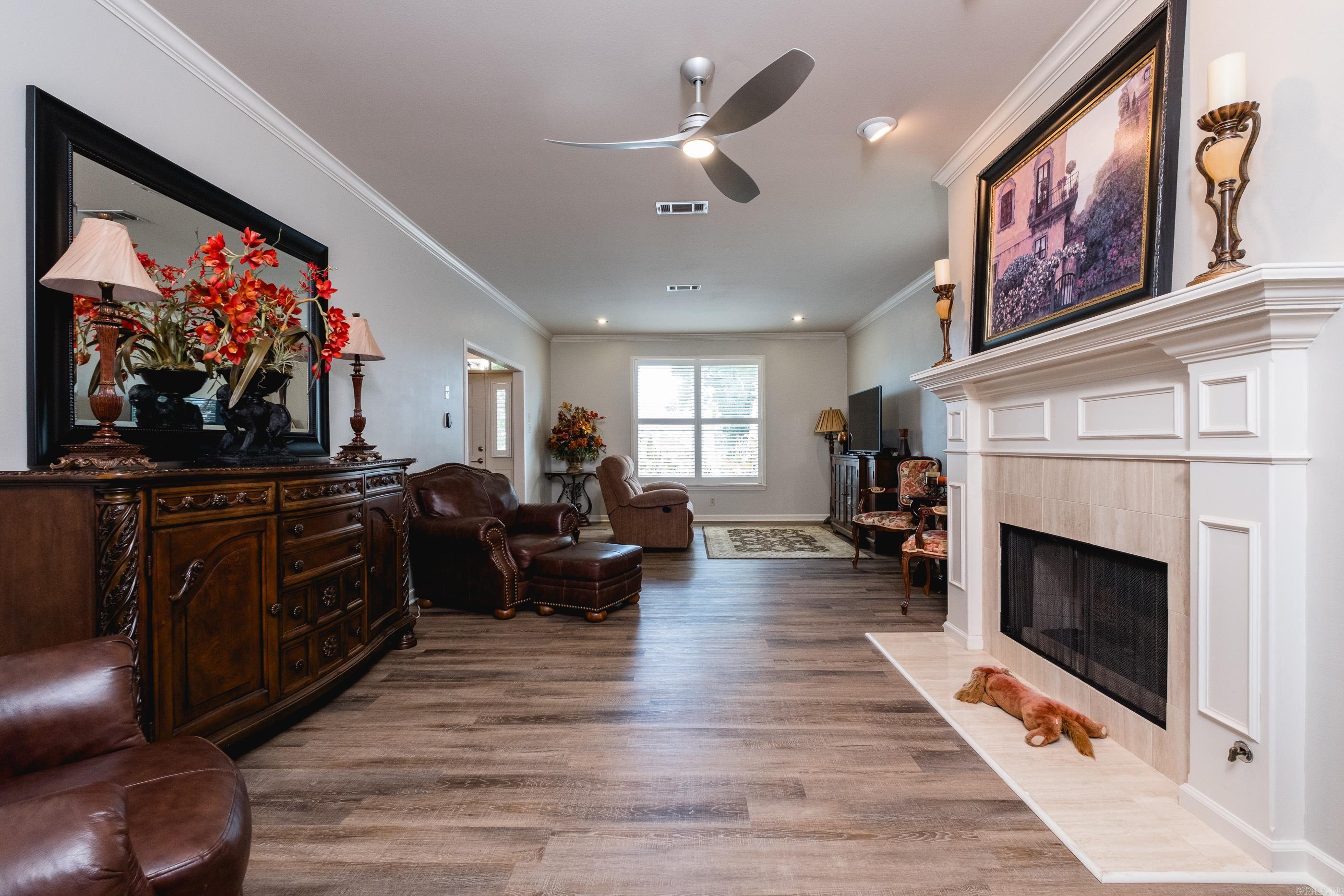 14 Carrollton Court Little Rock, AR 72211