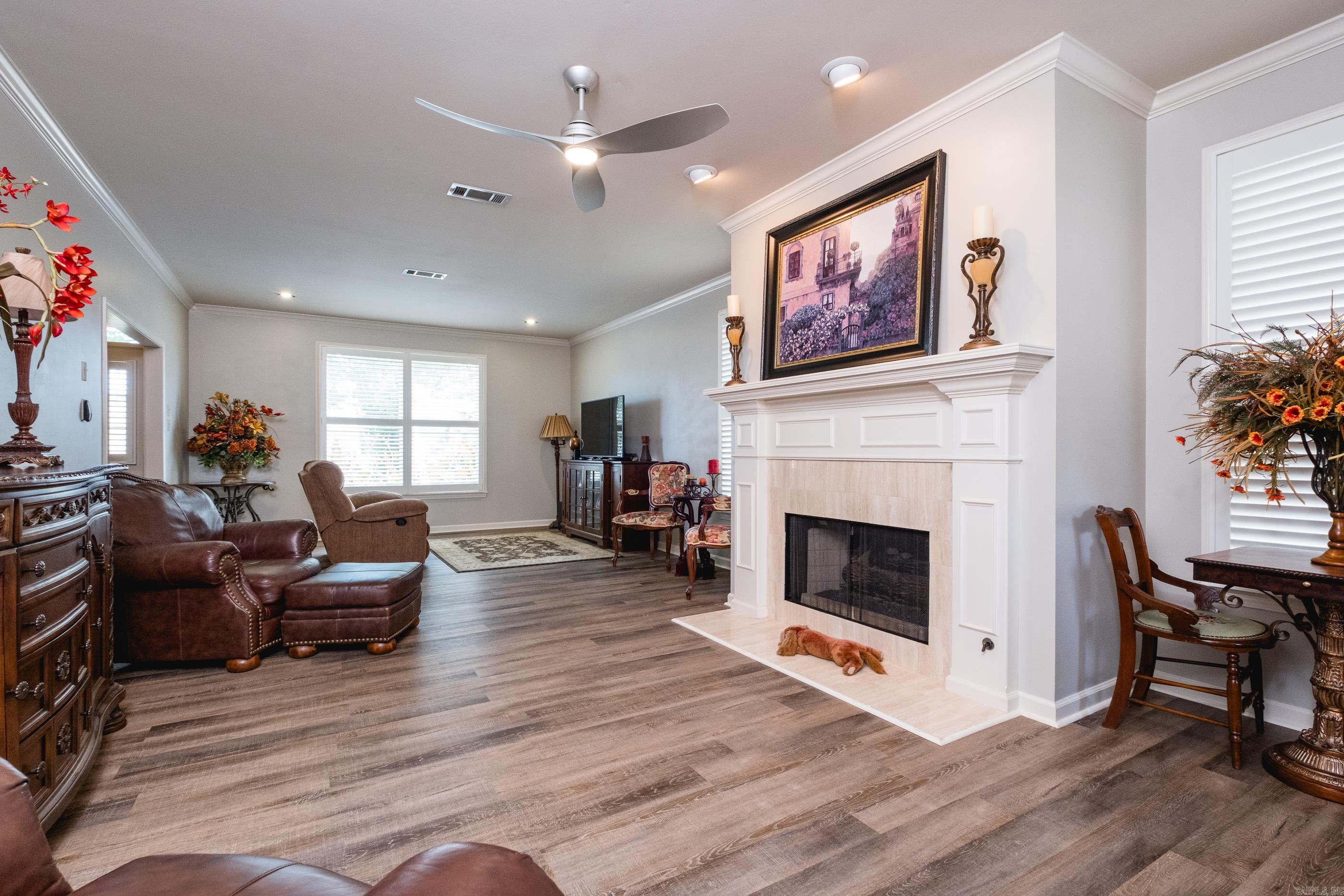14 Carrollton Court Little Rock, AR 72211