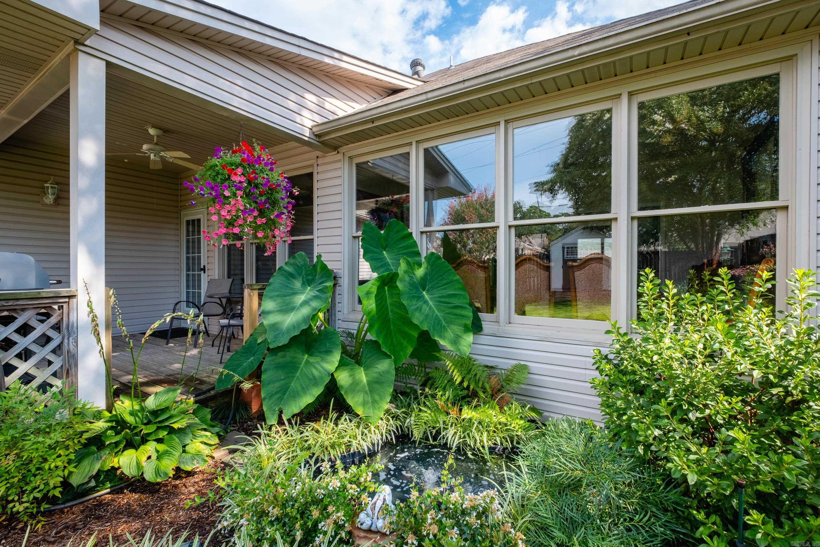 14 Carrollton Court Little Rock, AR 72211