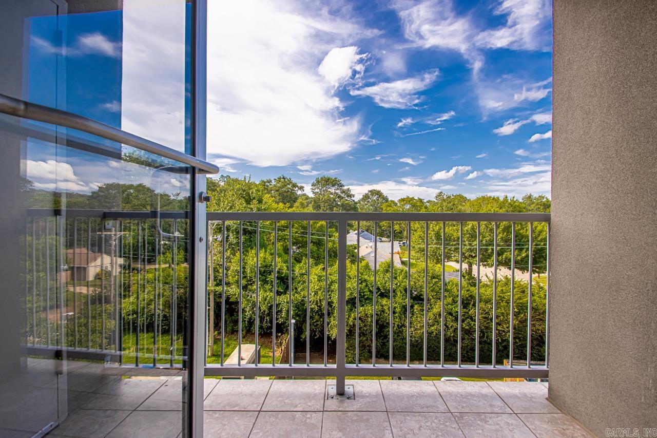 3700 Cantrell Road #404  Little Rock, AR