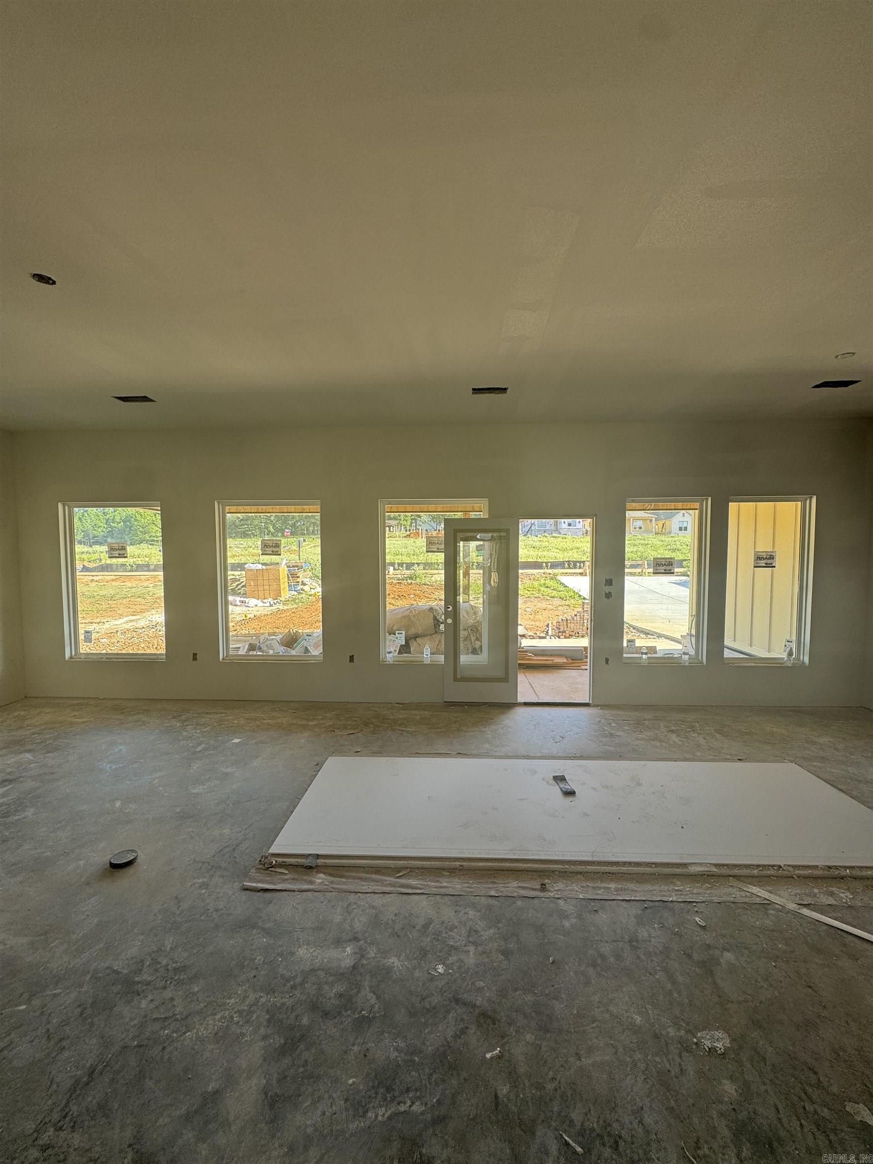 227 B  Bryant, AR