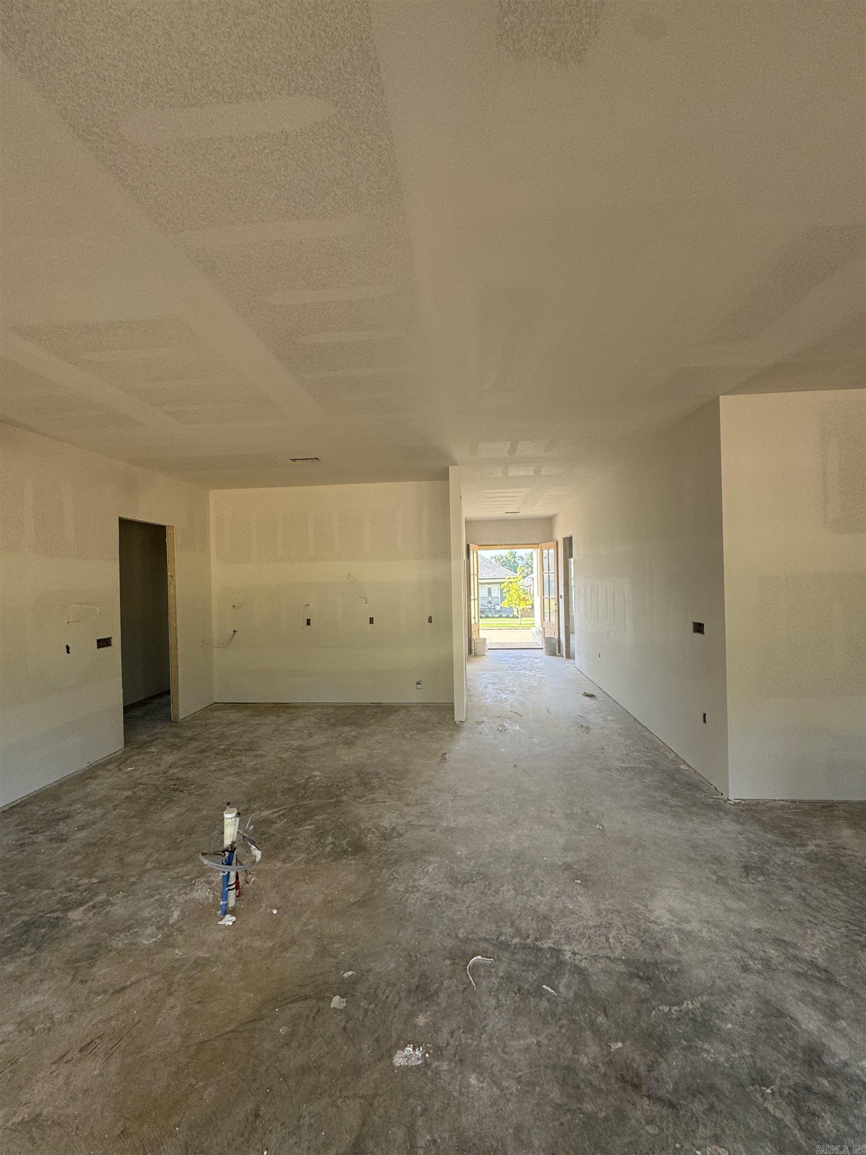 227 B  Bryant, AR