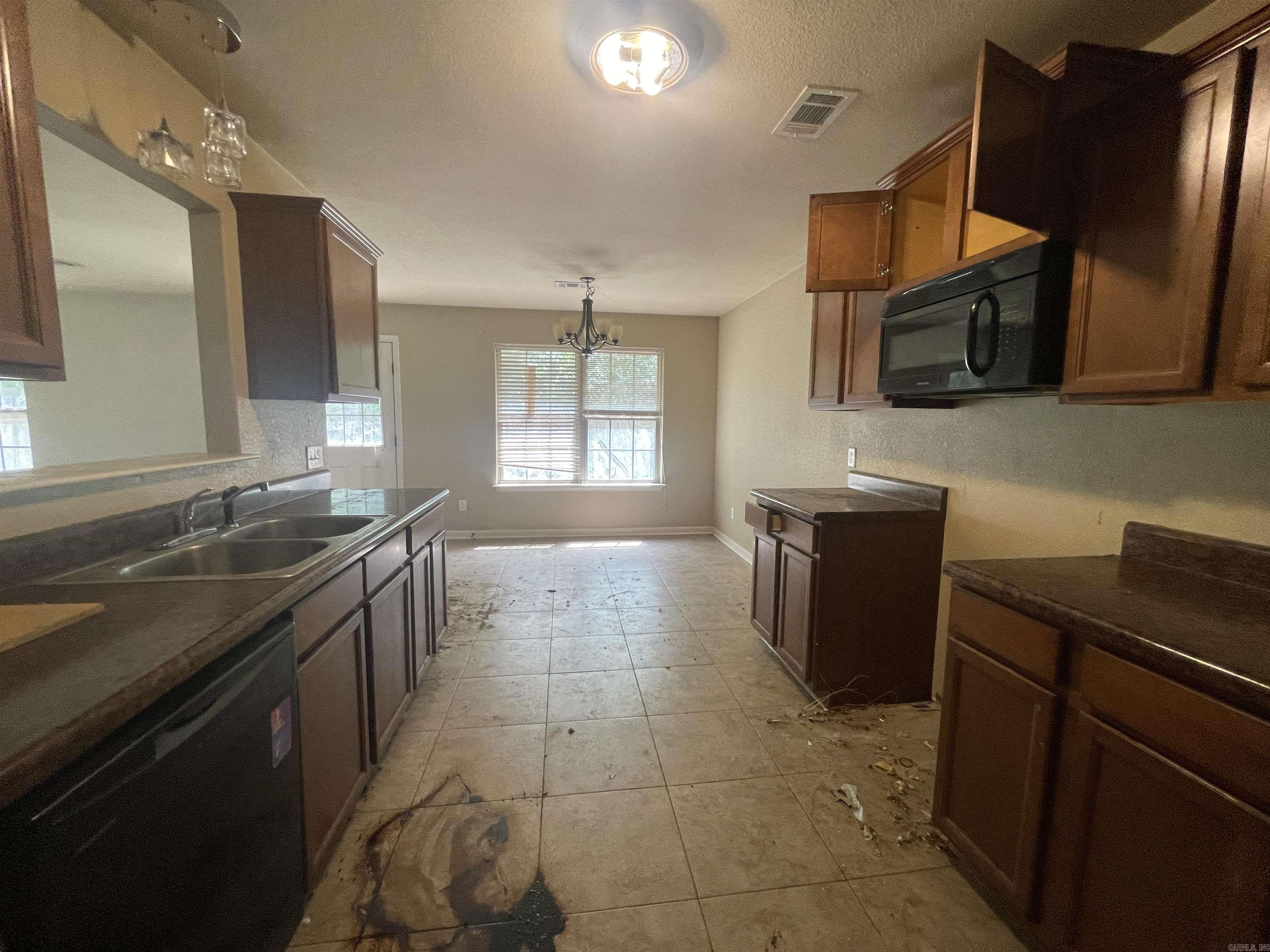 5728 John Hancock Dr  Benton, AR