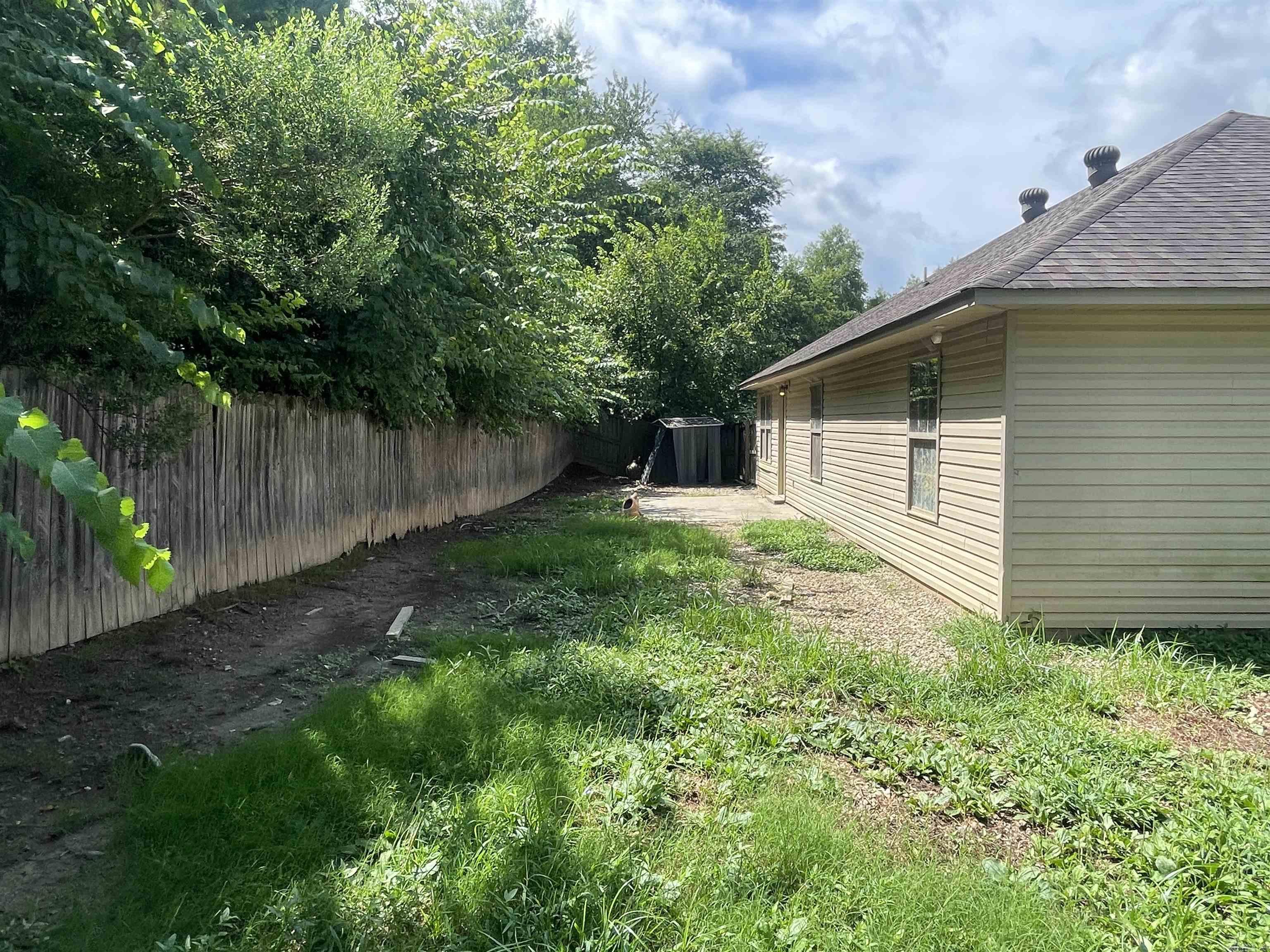 5728 John Hancock Dr  Benton, AR