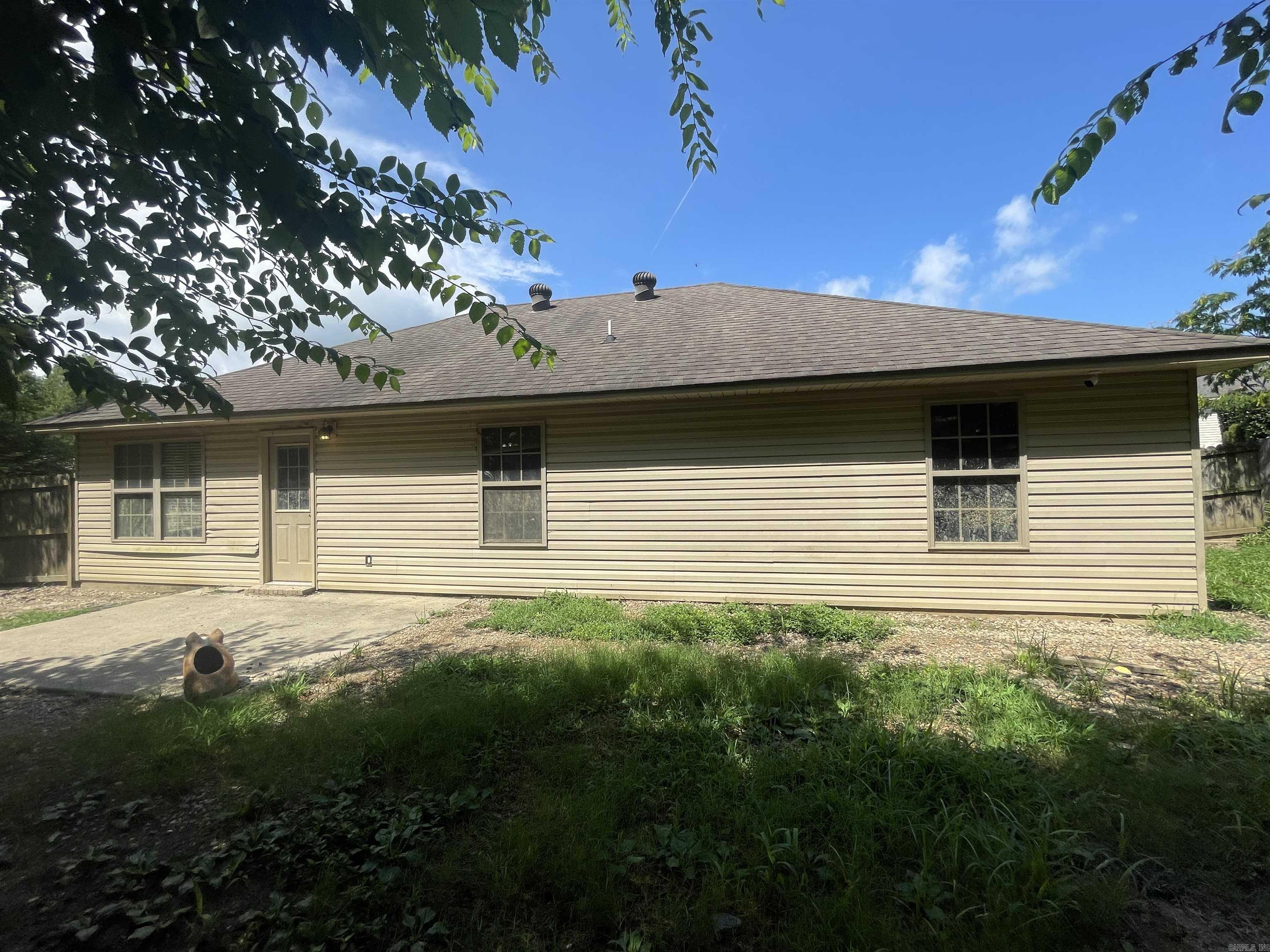 5728 John Hancock Dr  Benton, AR