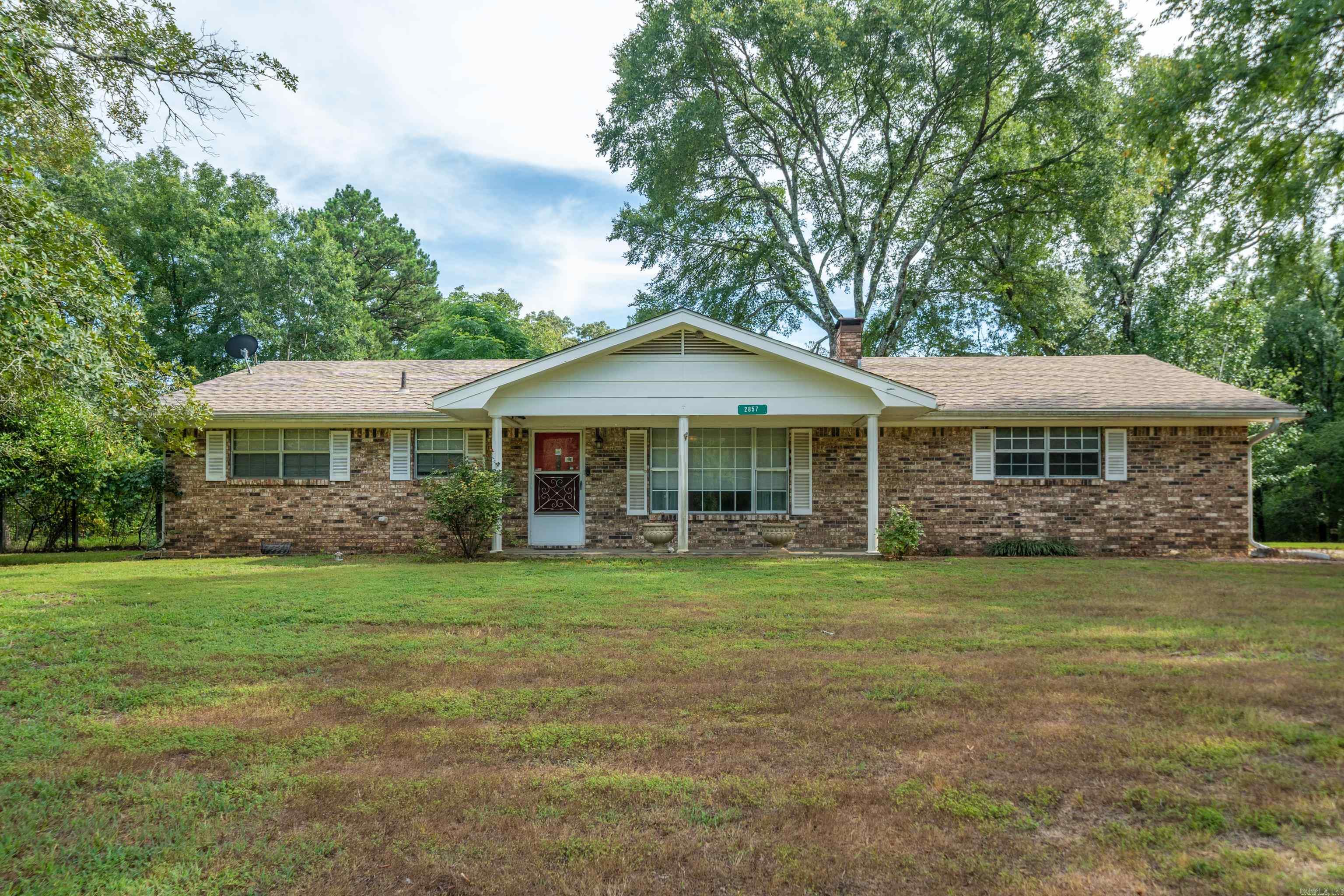 2857 Chestnut  Bismarck, AR