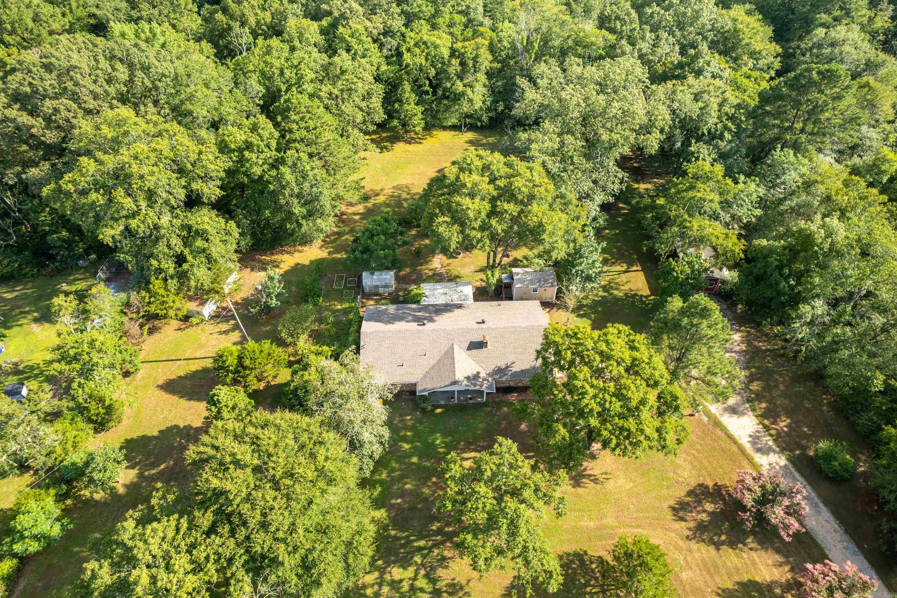 2857 Chestnut  Bismarck, AR
