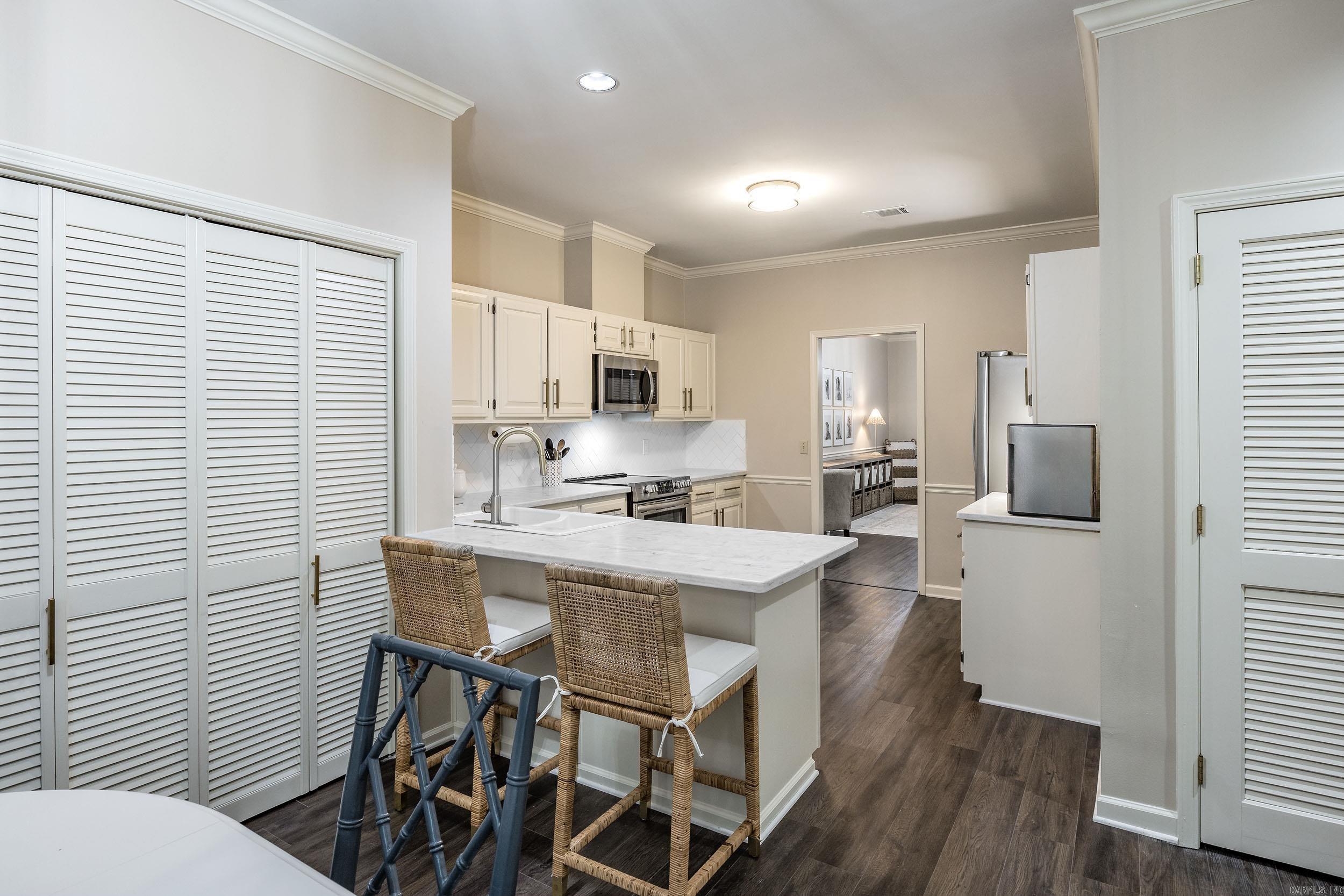 1821 Pickering Ln  Little Rock, AR