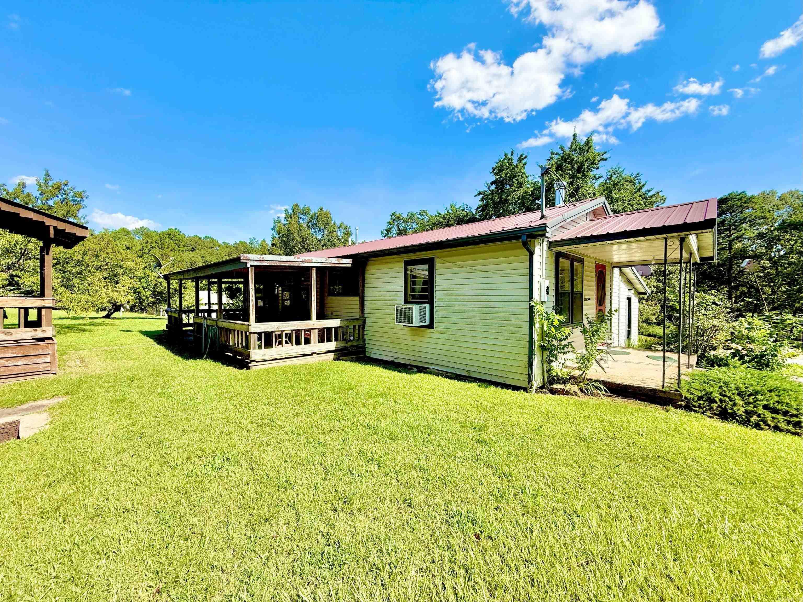2598 Highway 56  Calico Rock, AR