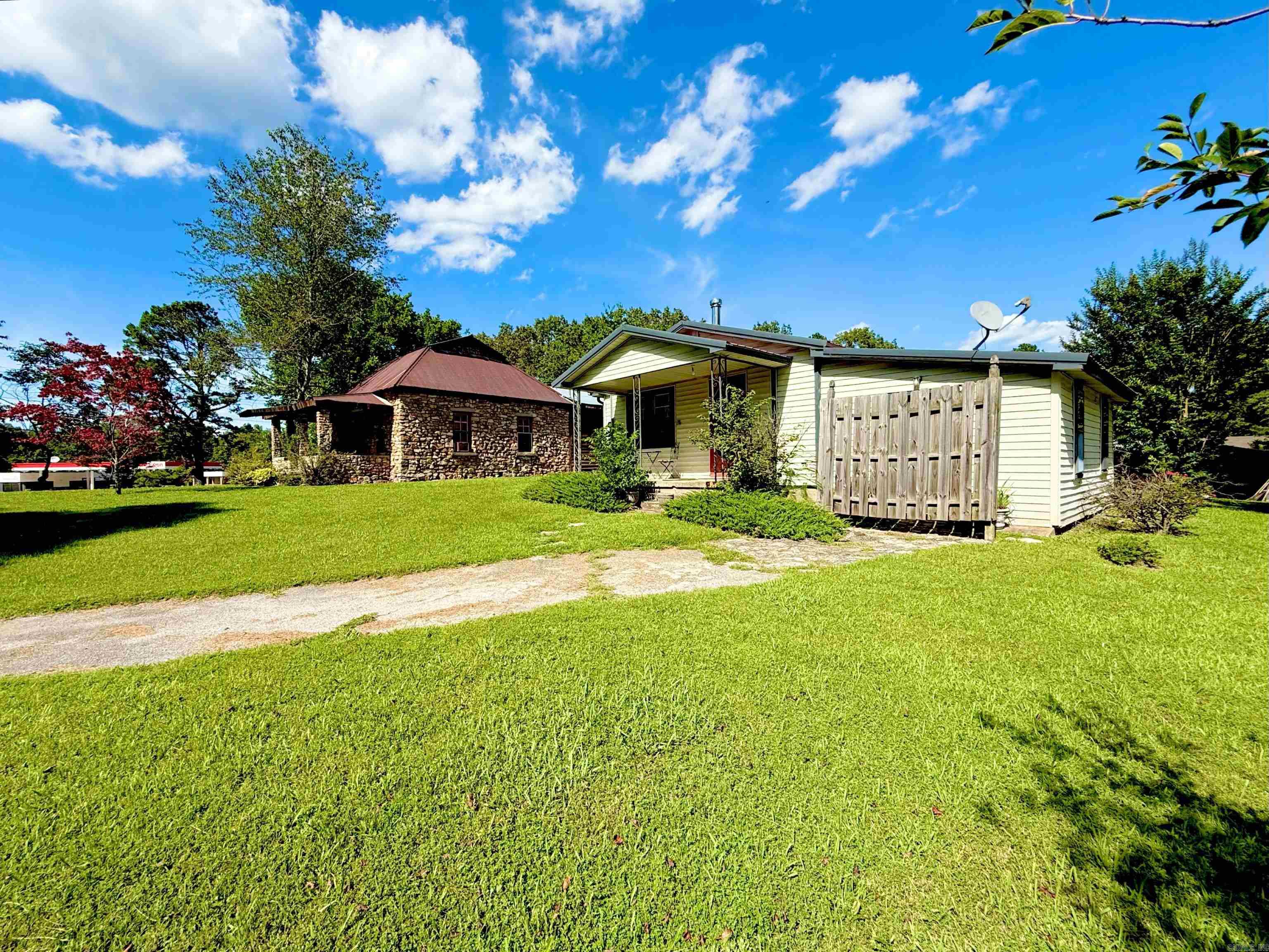 2598 Highway 56  Calico Rock, AR