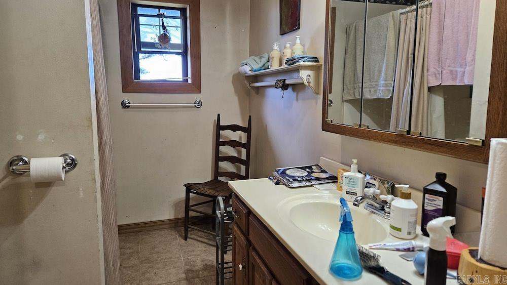 163 CR 5162  Huntsville, AR