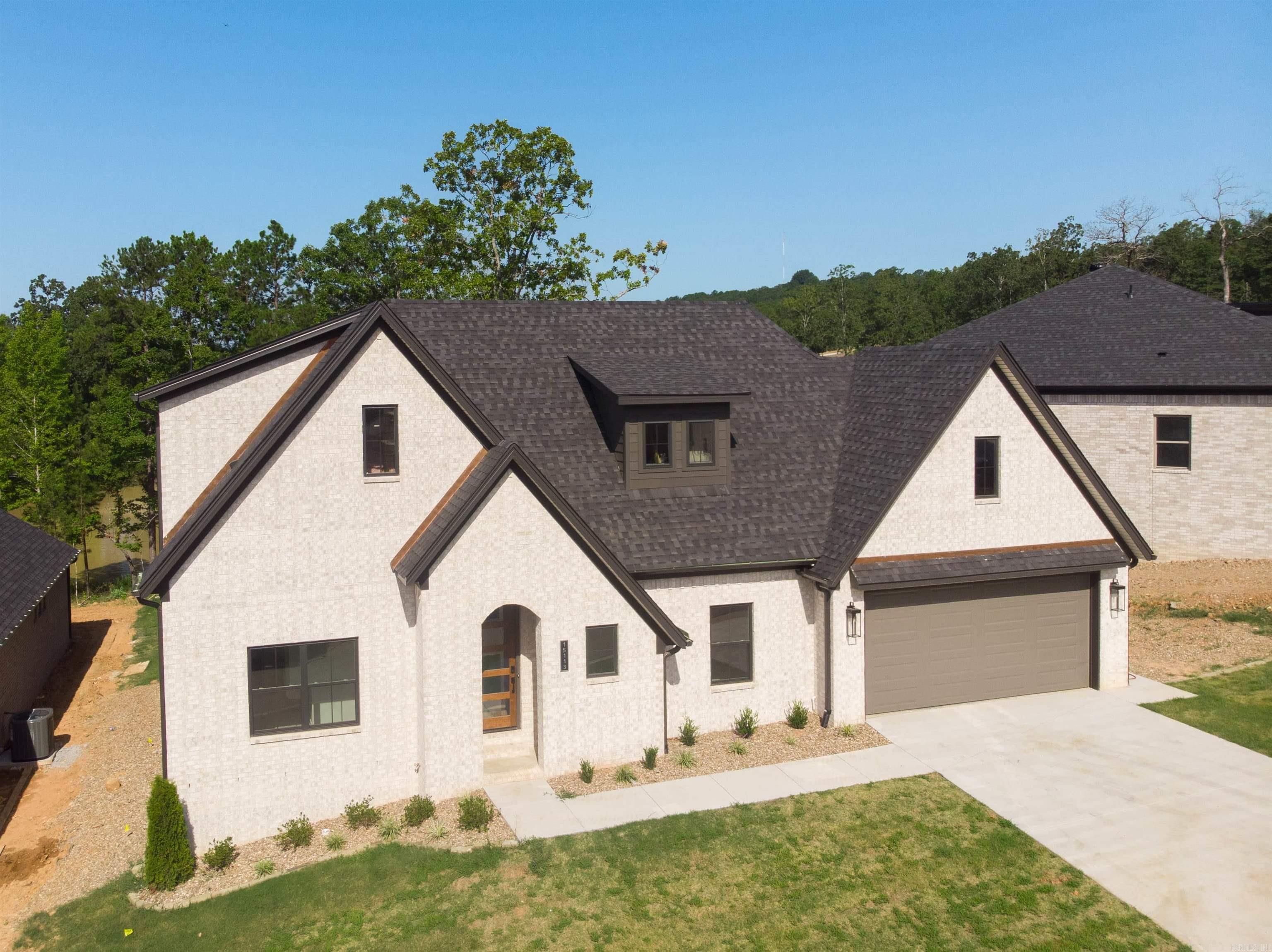 15113 Matterhorn  Maumelle, AR