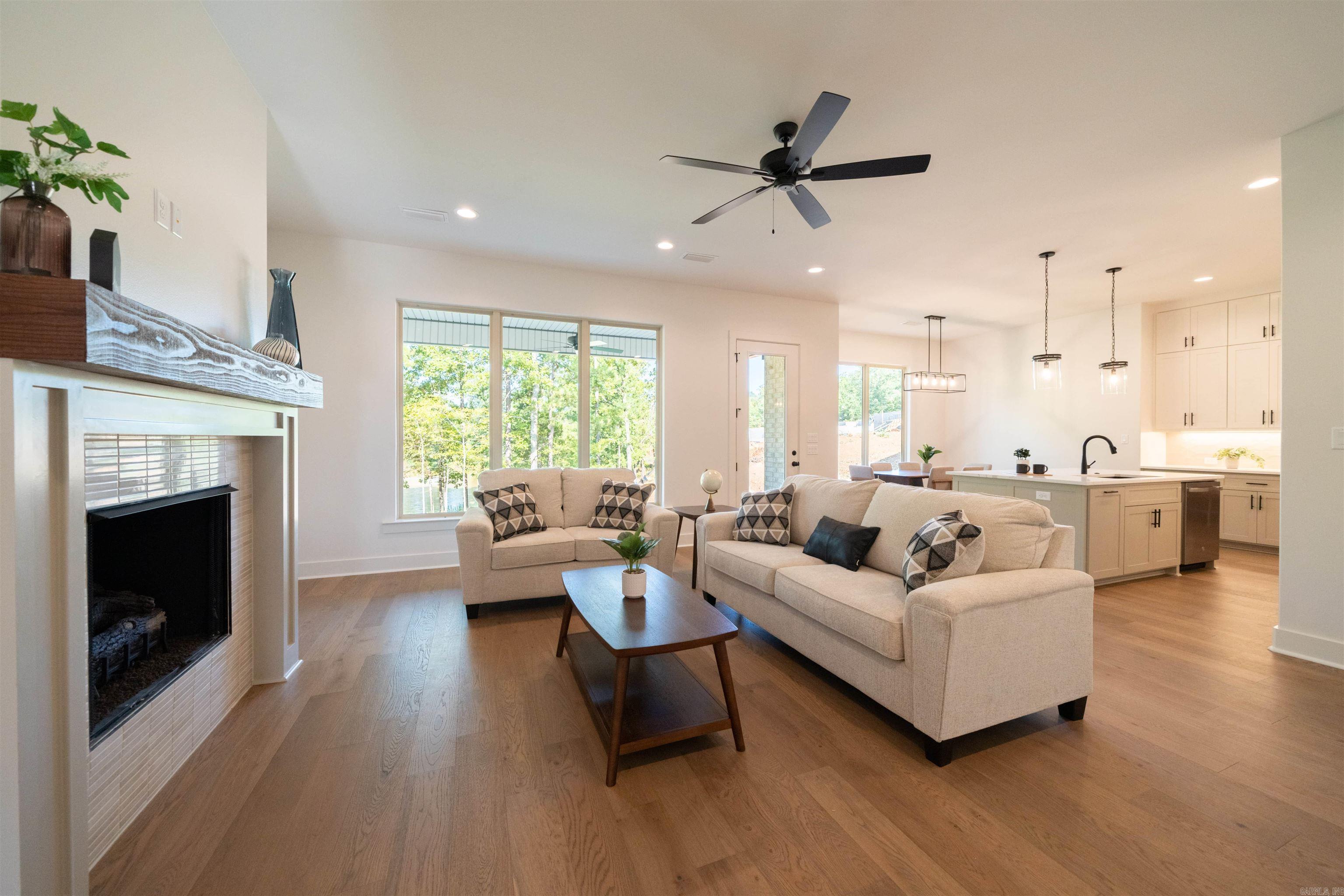 15113 Matterhorn  Maumelle, AR