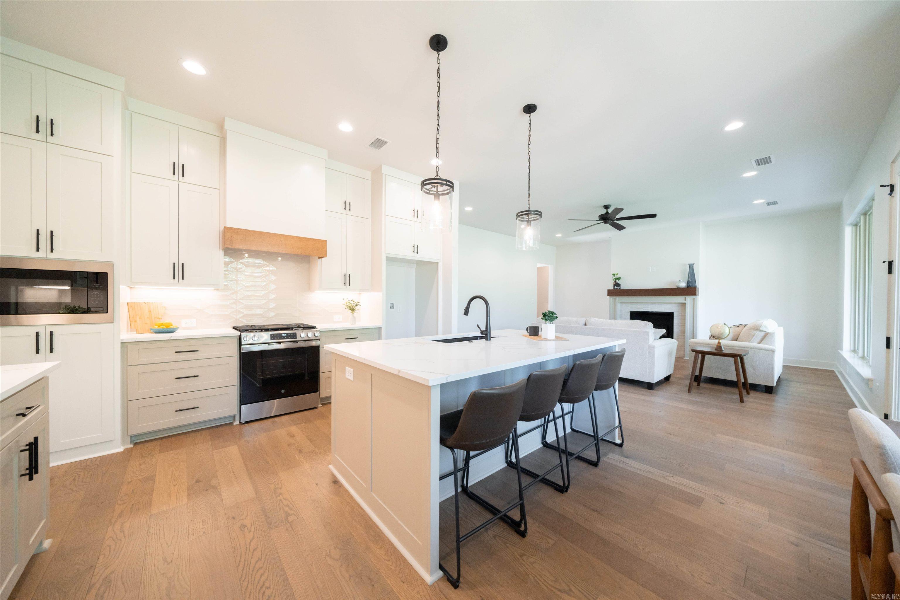 15113 Matterhorn  Maumelle, AR