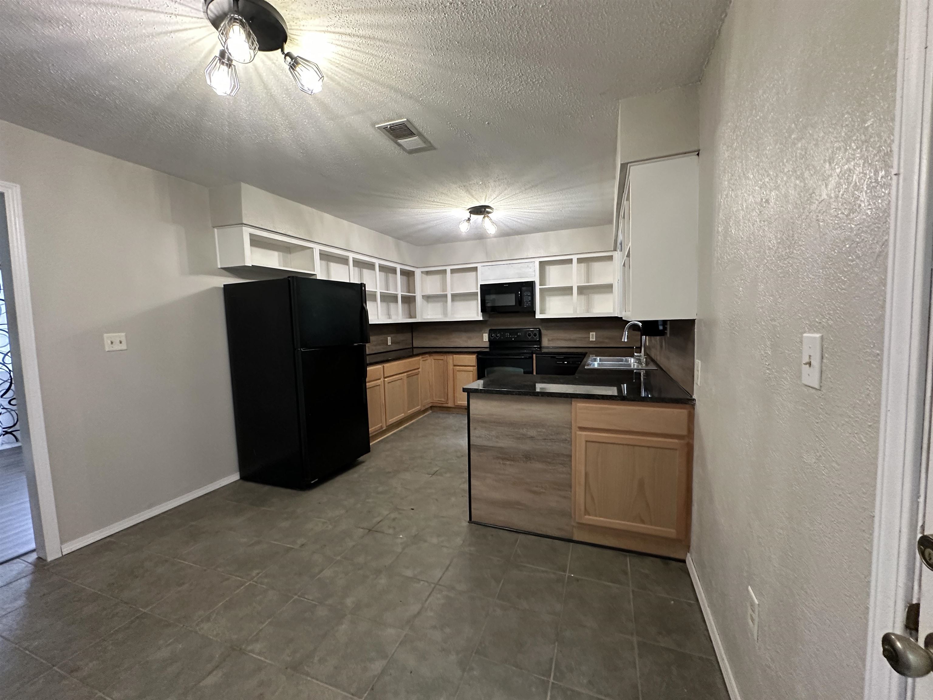 106 MC 3063  Yellville, AR