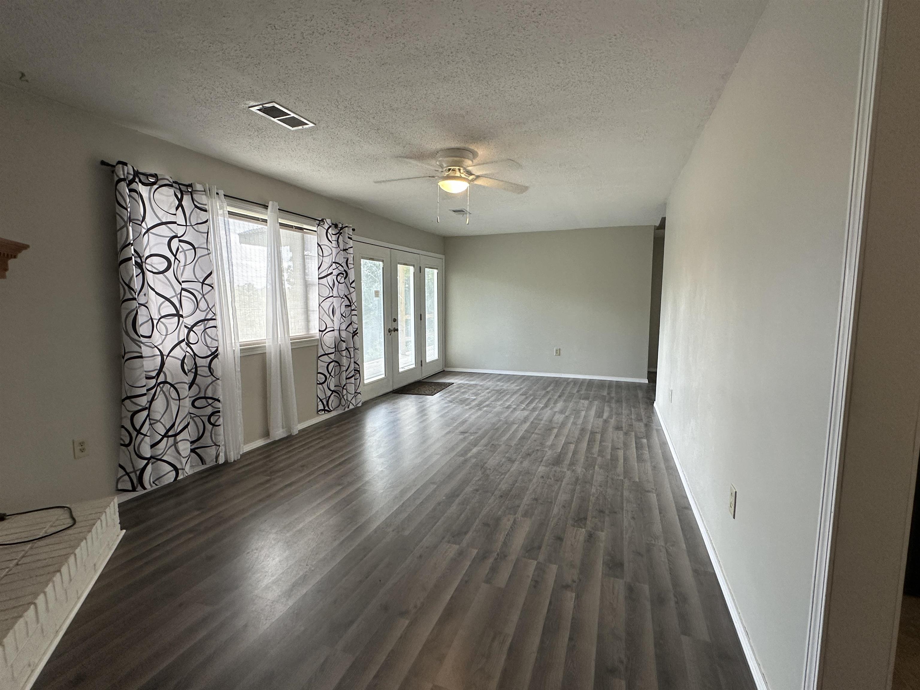106 MC 3063  Yellville, AR