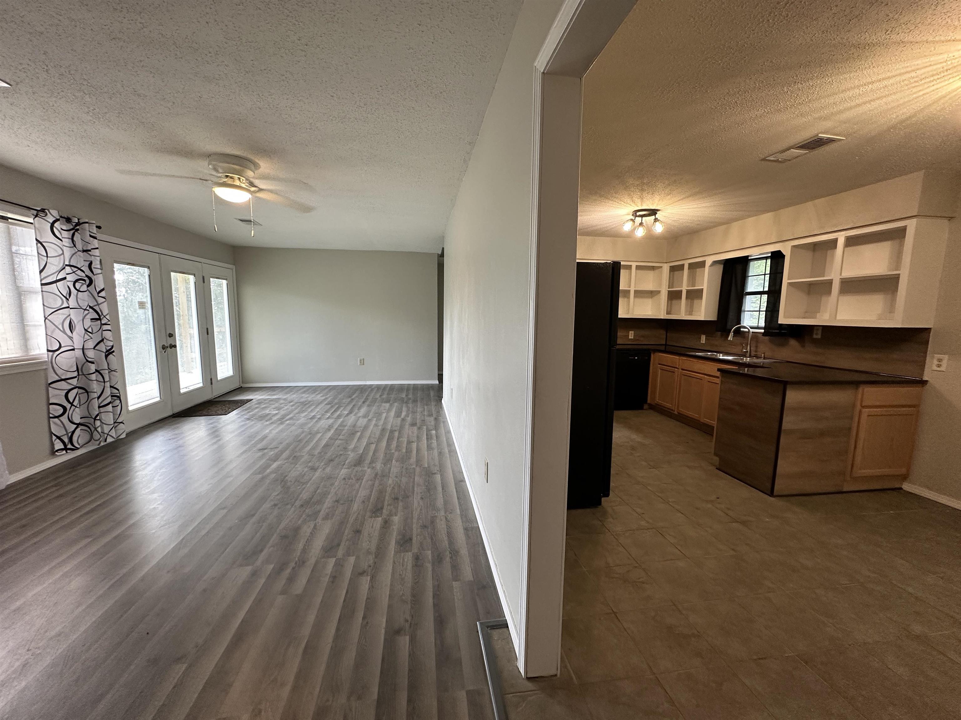 106 MC 3063  Yellville, AR