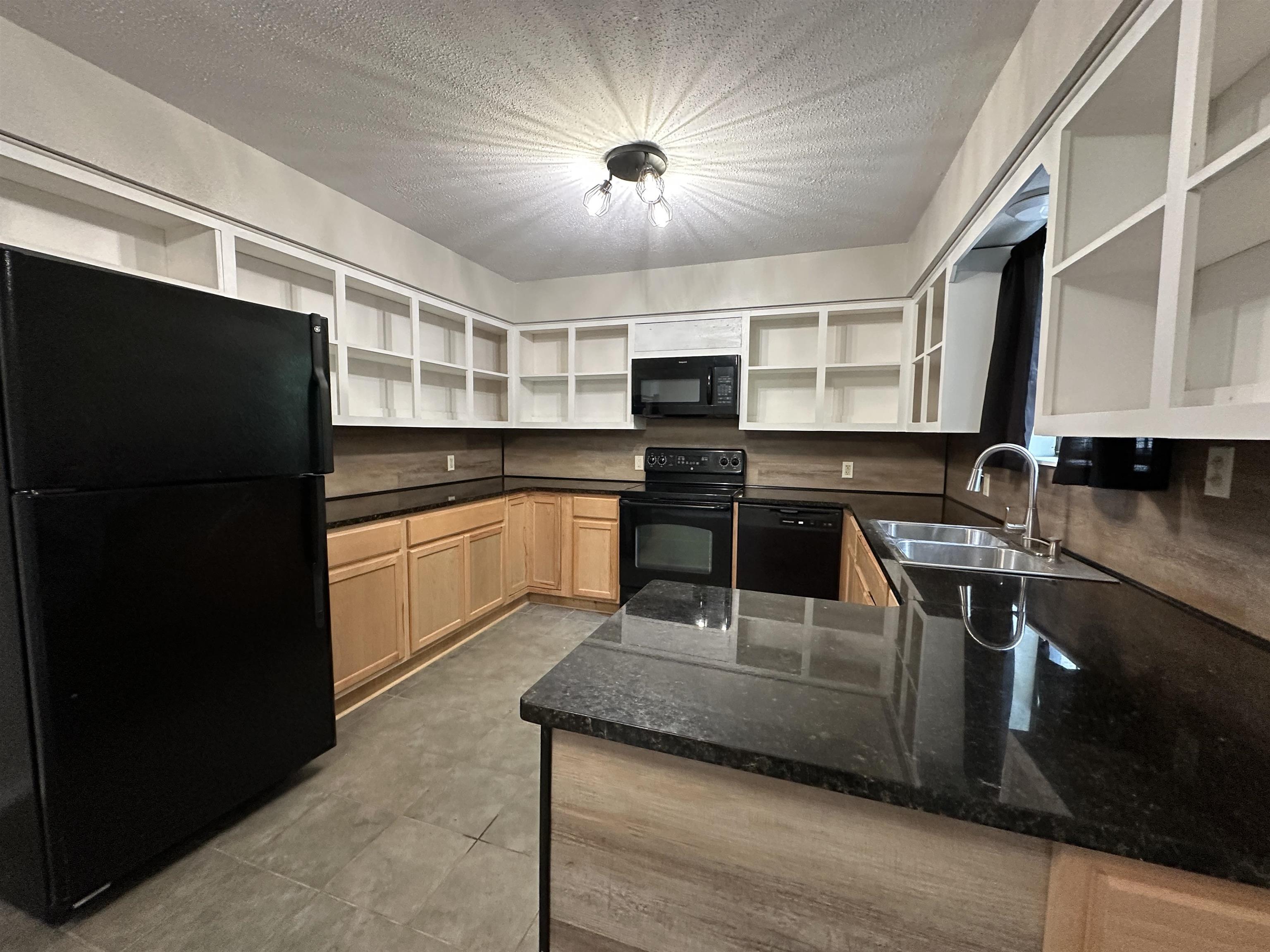 106 MC 3063  Yellville, AR