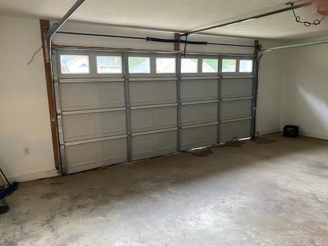 712 Michael  Redfield, AR