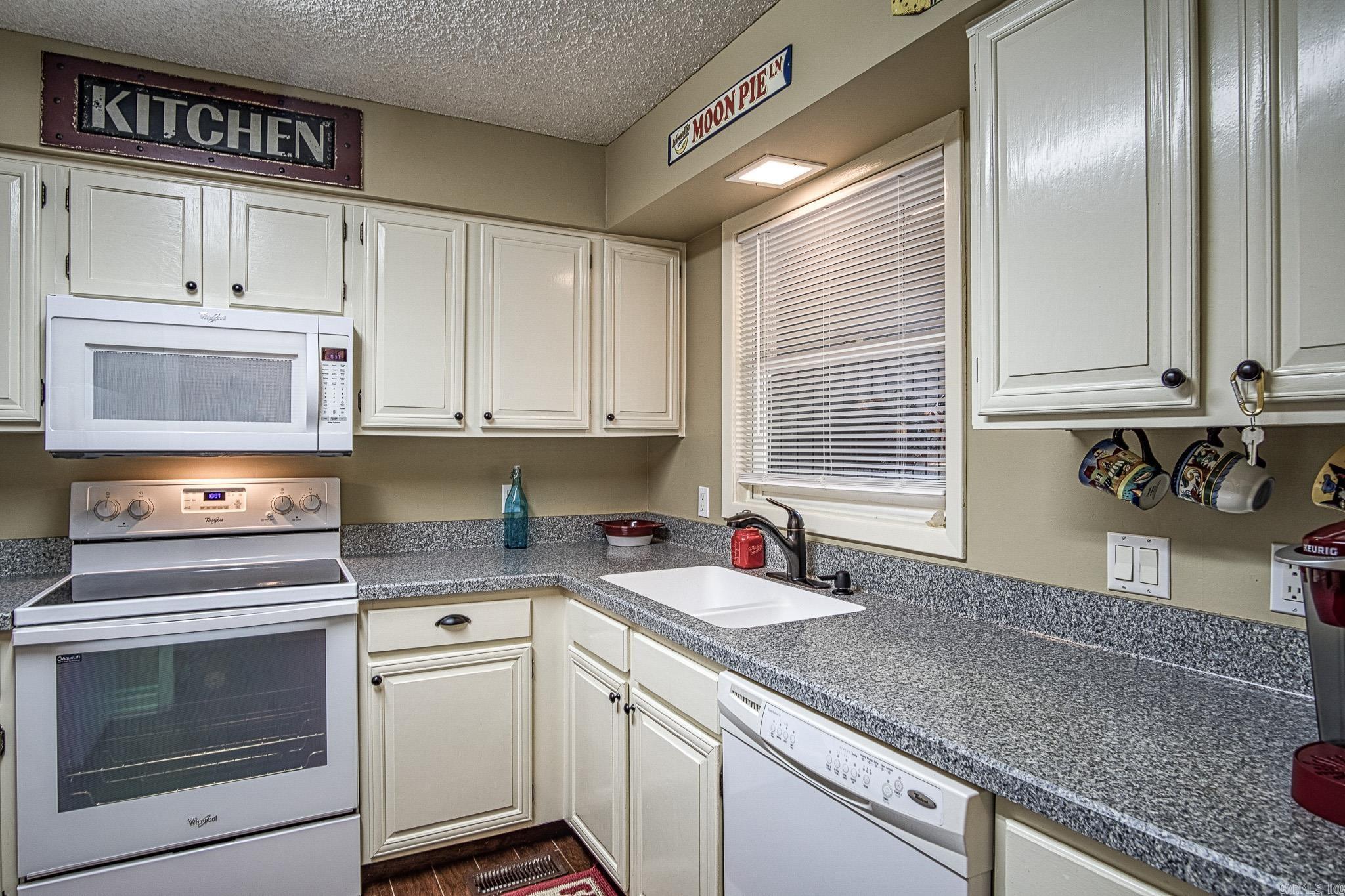 21 San Vicente Place  Hot Springs Village, AR
