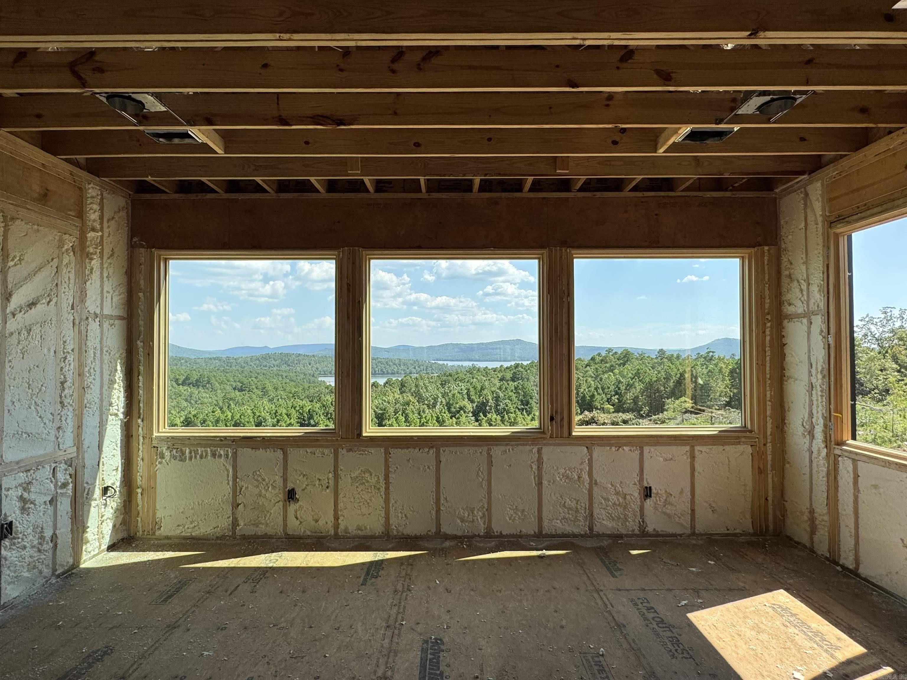 21423 Waterview Drive Roland, AR 72135