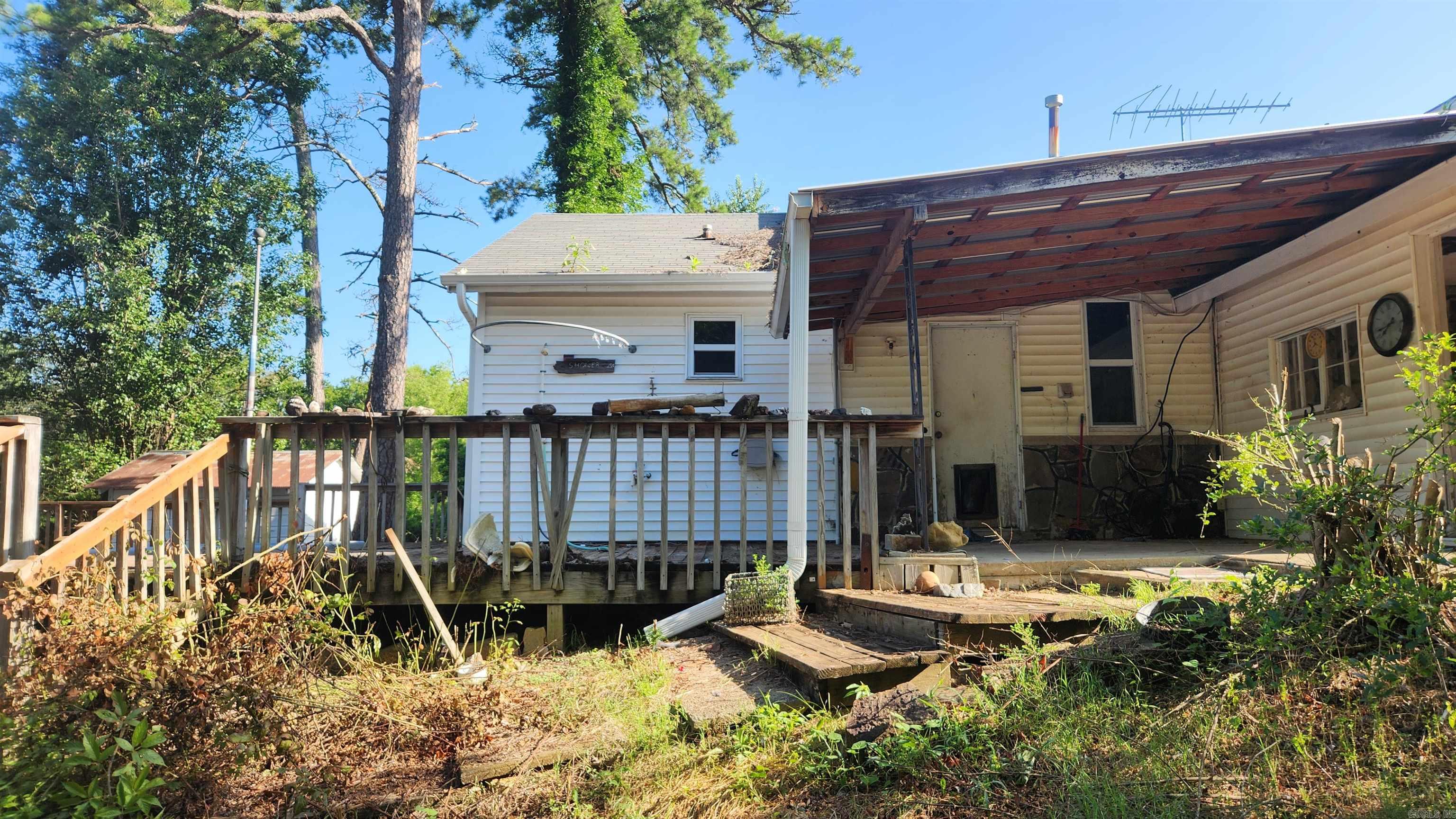 1193 W Hwy 270  Mount Ida, AR