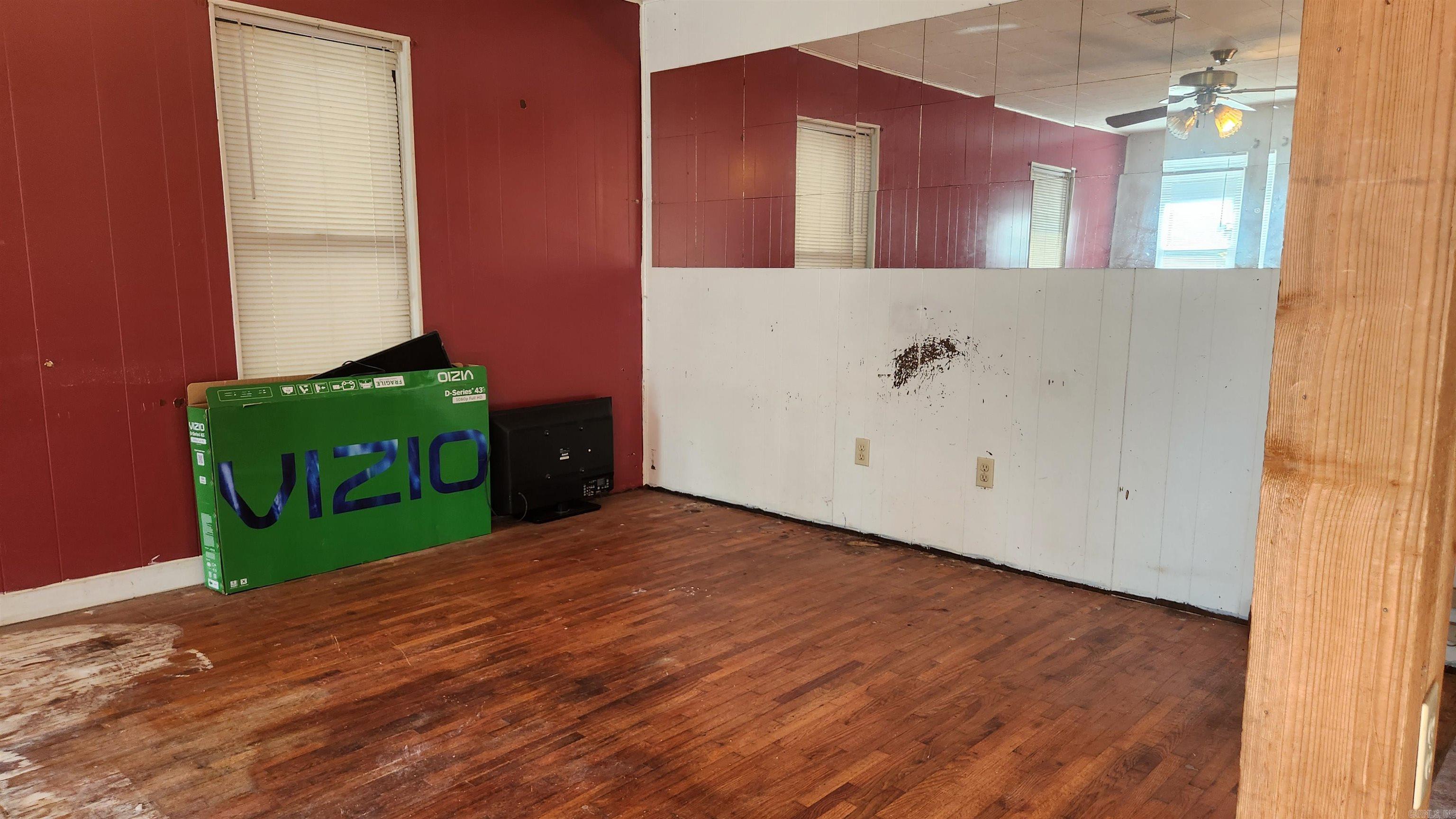 1193 W Hwy 270  Mount Ida, AR
