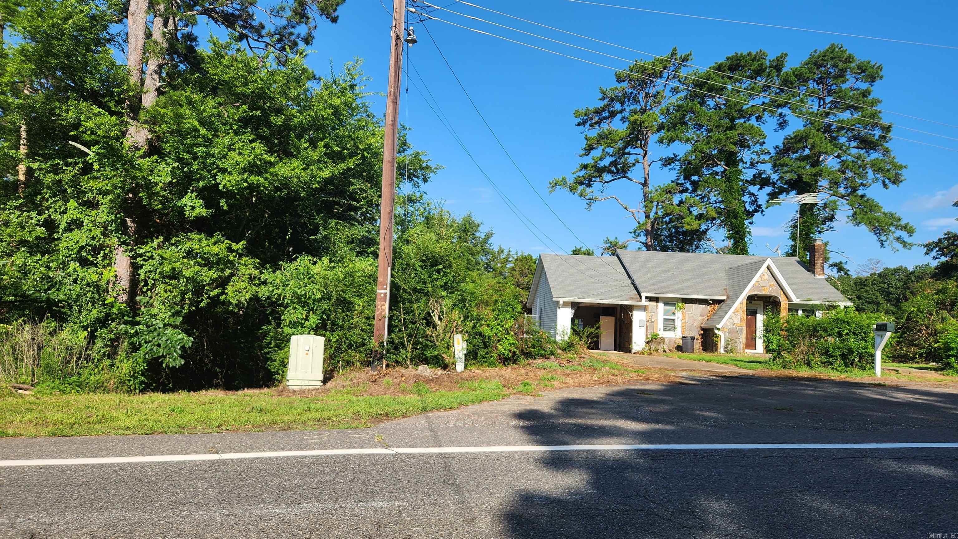 1193 W Hwy 270  Mount Ida, AR