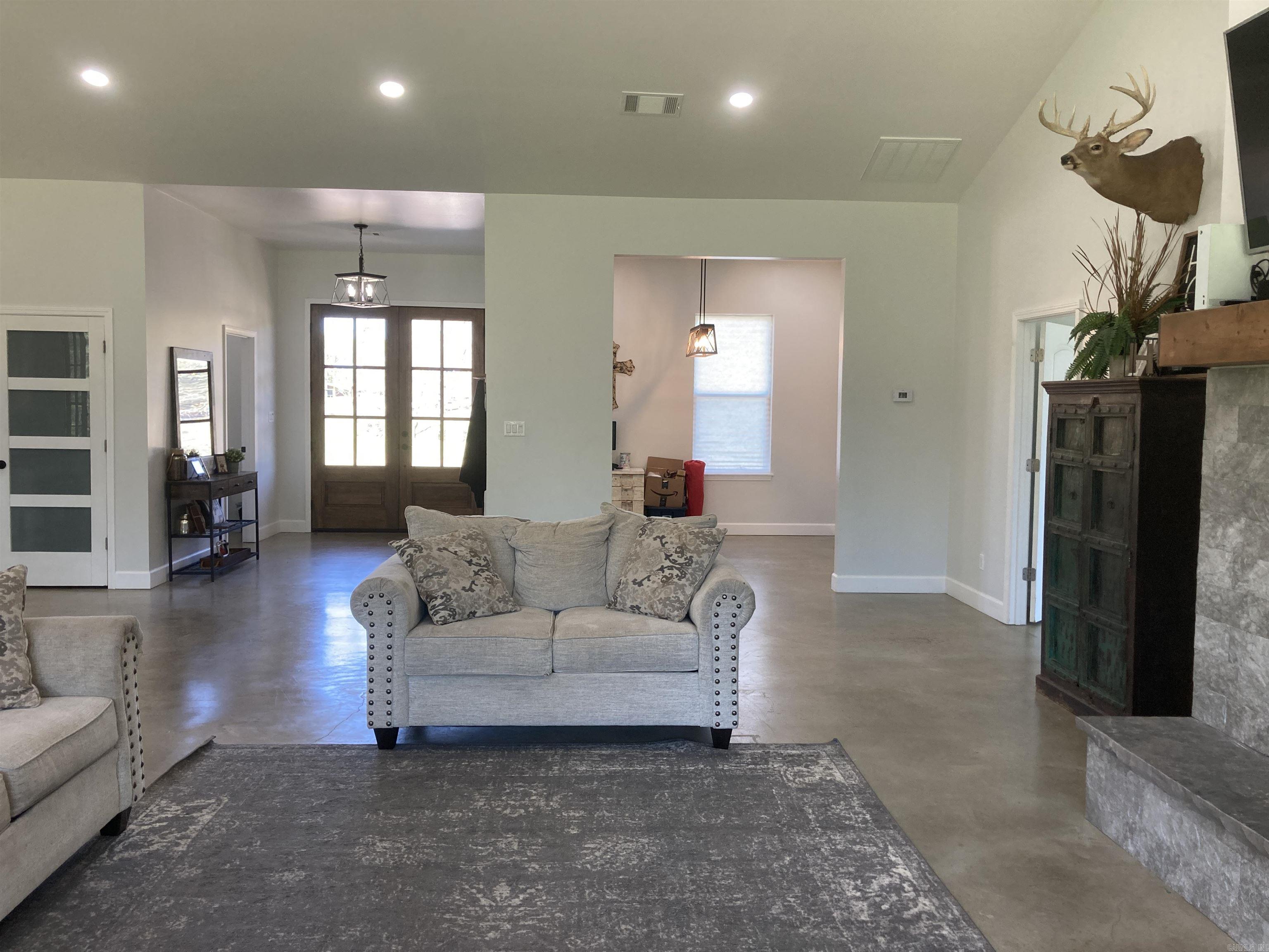 197 Country View  Pearcy, AR