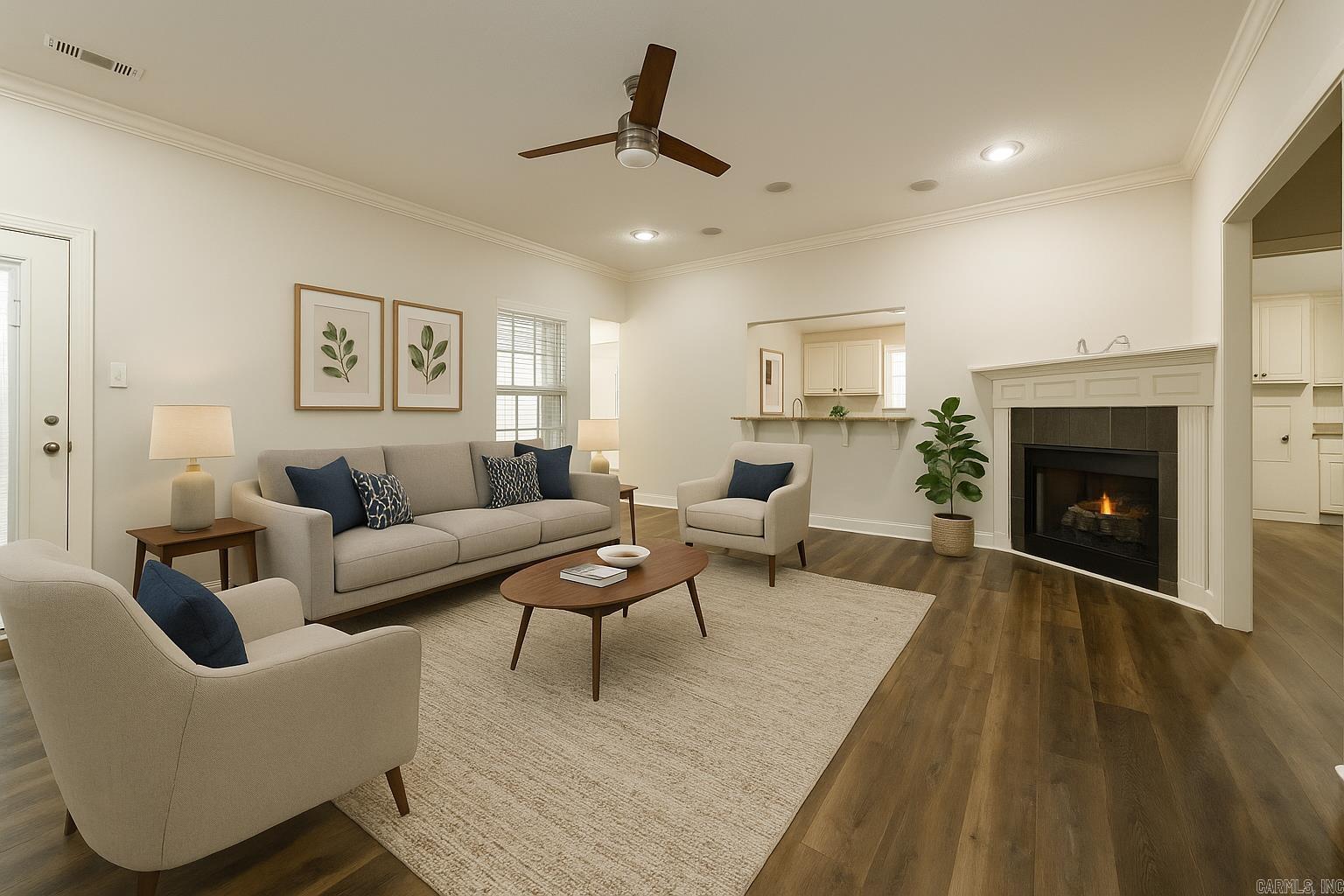 130 Alma  Austin, AR