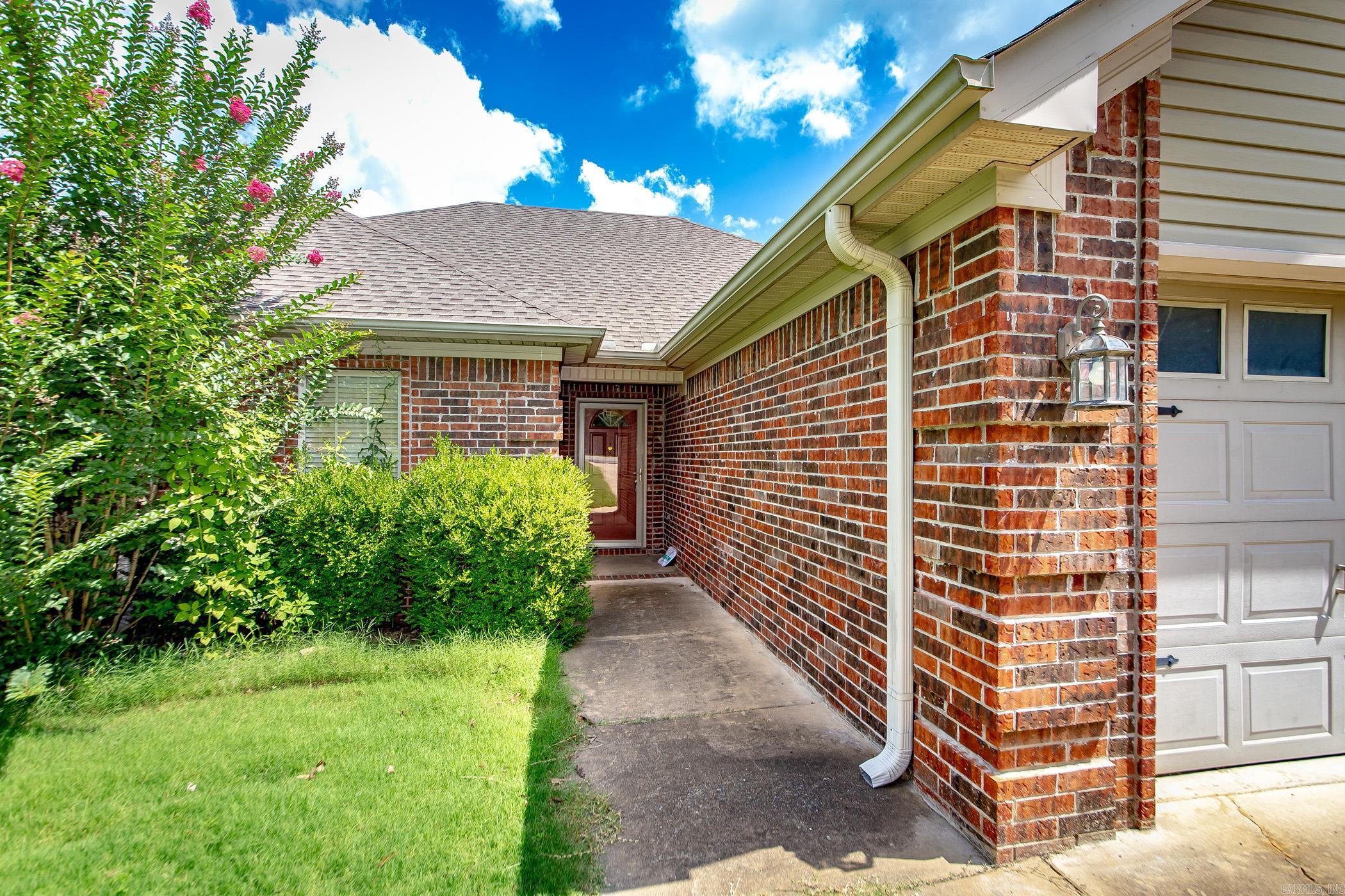 130 Alma  Austin, AR