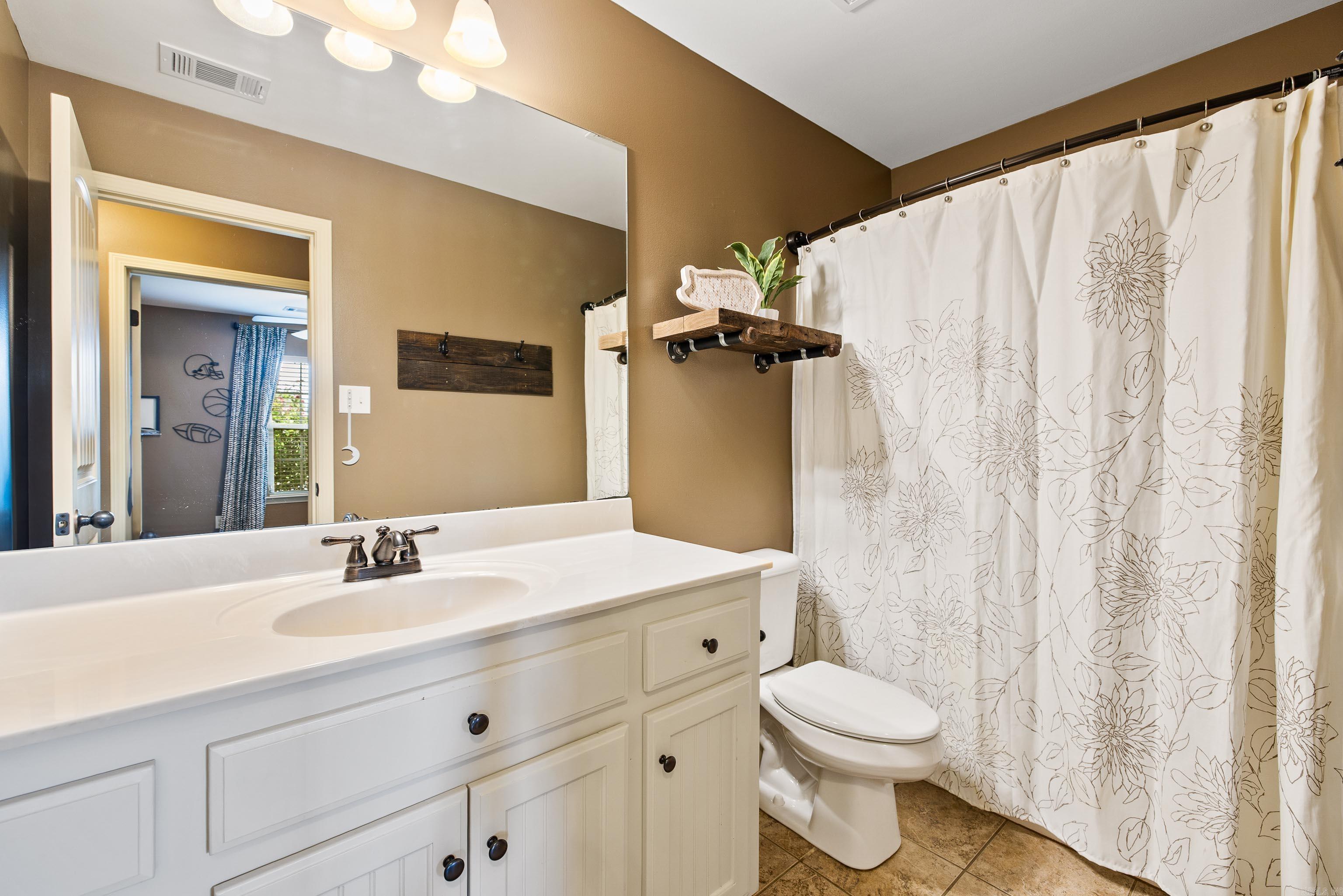 5358 Buckingham Place  Bryant, AR