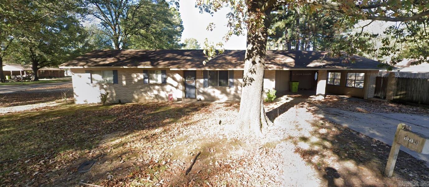 1210 W 16TH  Stuttgart, AR