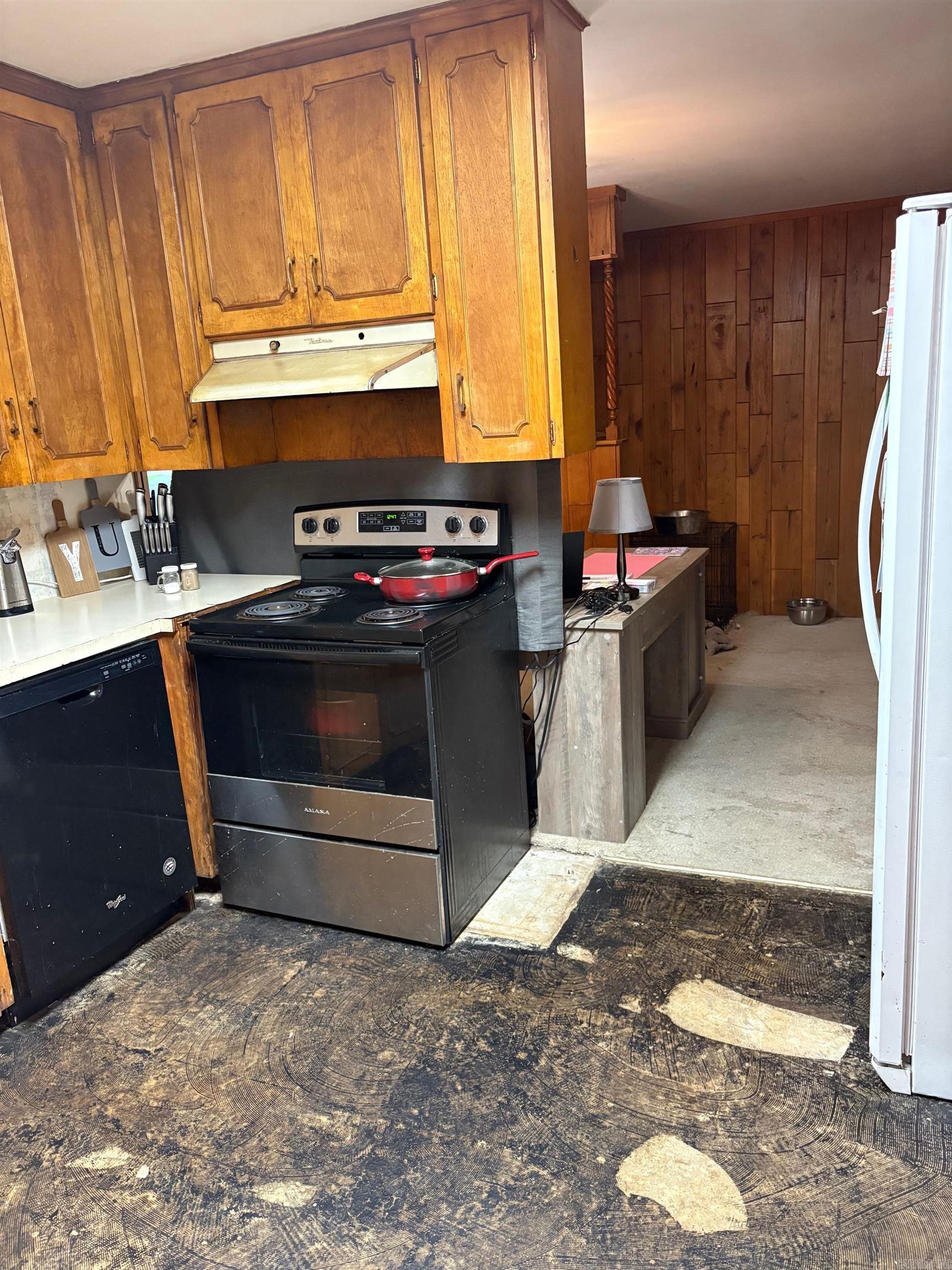 1210 W 16TH  Stuttgart, AR